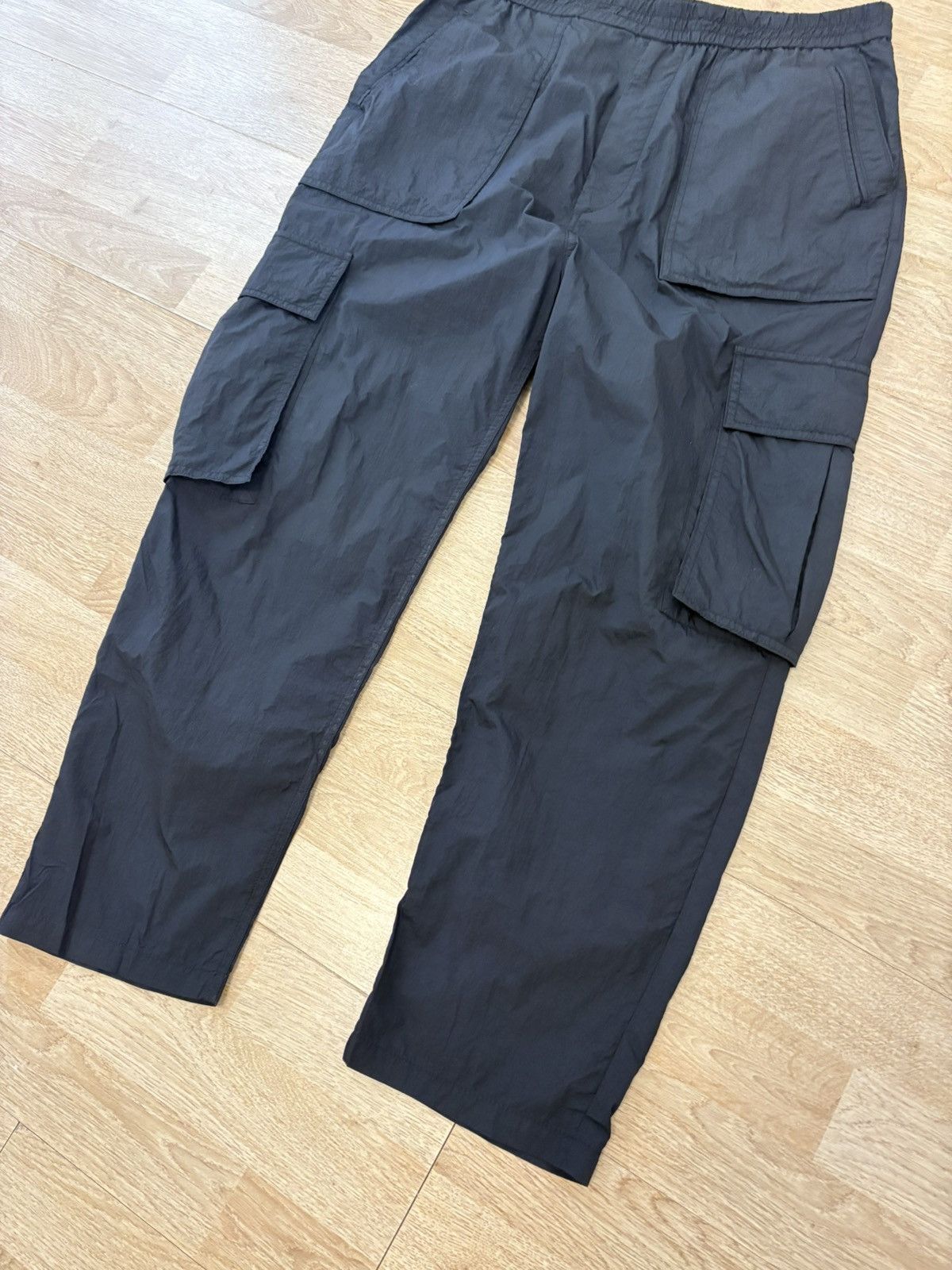 Juun.J Juun.J Black Nylon Cargo Pants Size US 32 / EU 48 - 3 Thumbnail