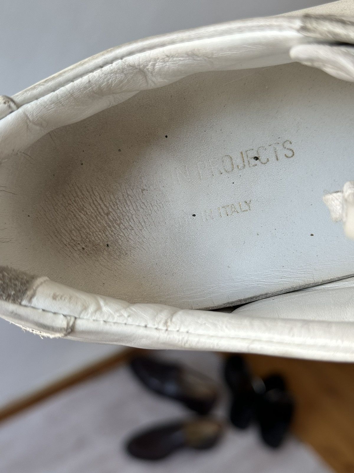 Common Projects Common Projects Bball Distressed Low Leather Sneakers Size US 7 / EU 40 - 14 Thumbnail