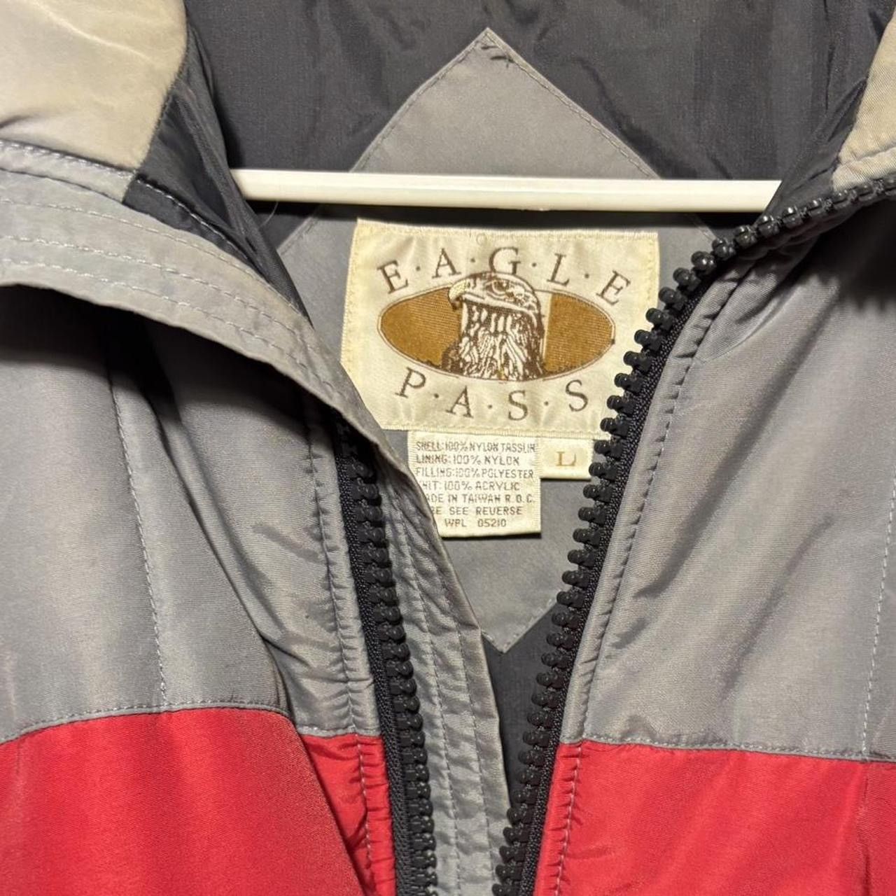 Vintage Early 2000s Eagle Pass Grey and Red Puffer Down Jacket Size US L / EU 52-54 / 3 - 4 Thumbnail