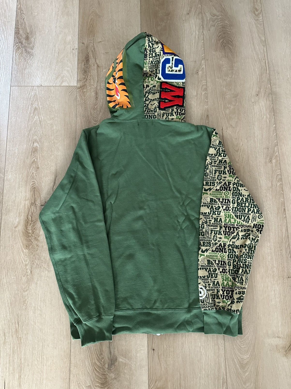 Bape Bape 25th Anniversary City Camo Full Zip Shark Hoodie. Size US XL / EU 56 / 4 - 2 Thumbnail