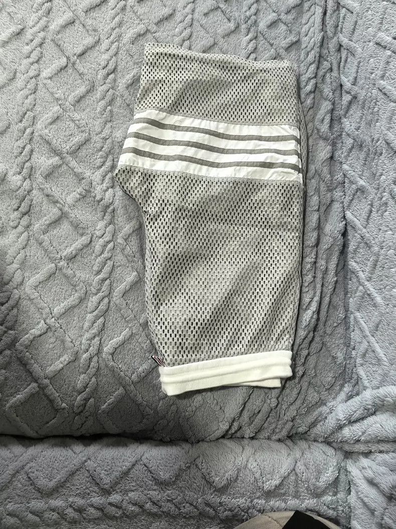 Thom Browne Thom Browne size3 Cut-out grey shorts Size US 27 - 2 Thumbnail