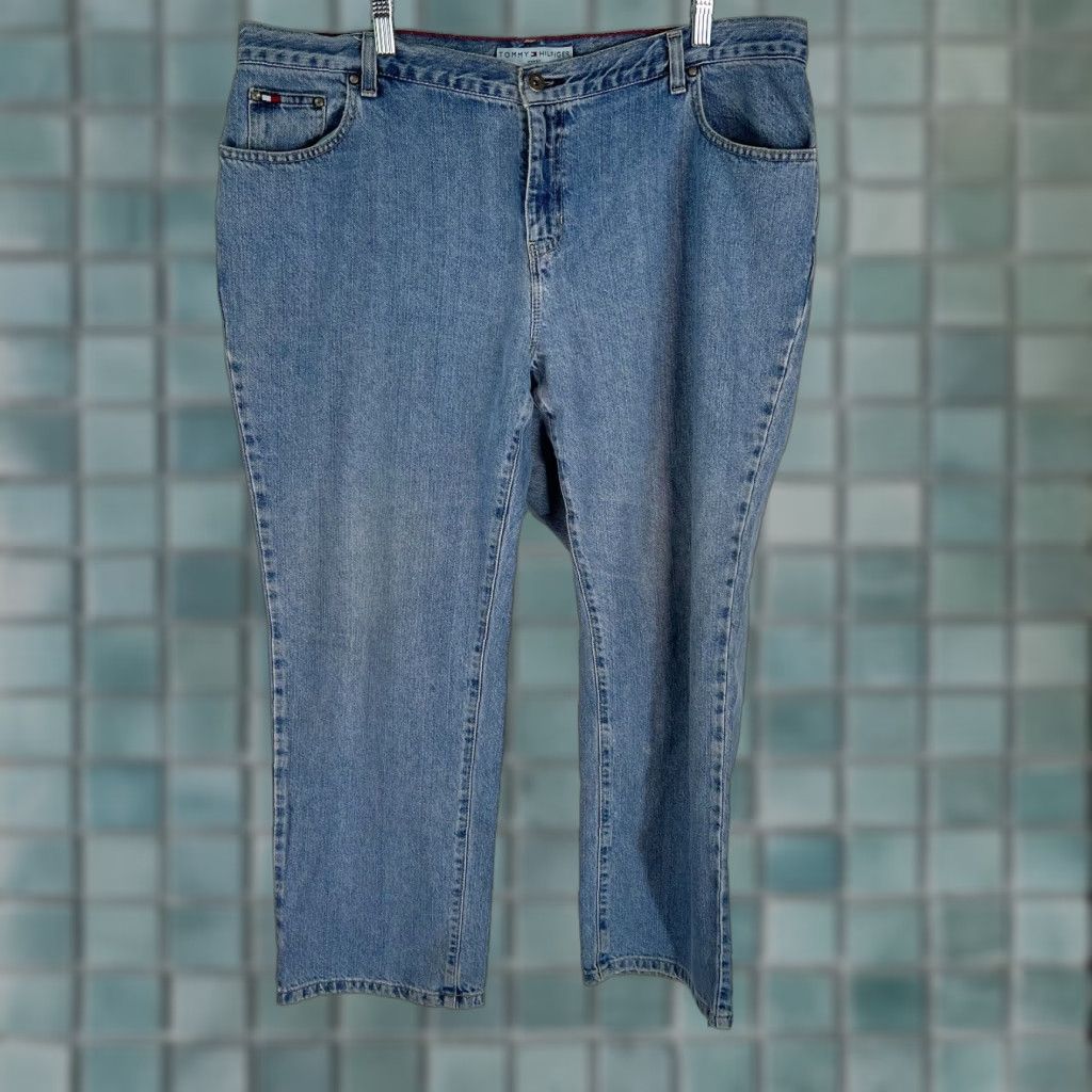 Tommy Hilfiger Tommy Hilfiger Womens Regular Fit Mid Rise Denim Blue Cropped Jeans Size 16 Size 38" / US 16 / IT 52 - 1 Thumbnail