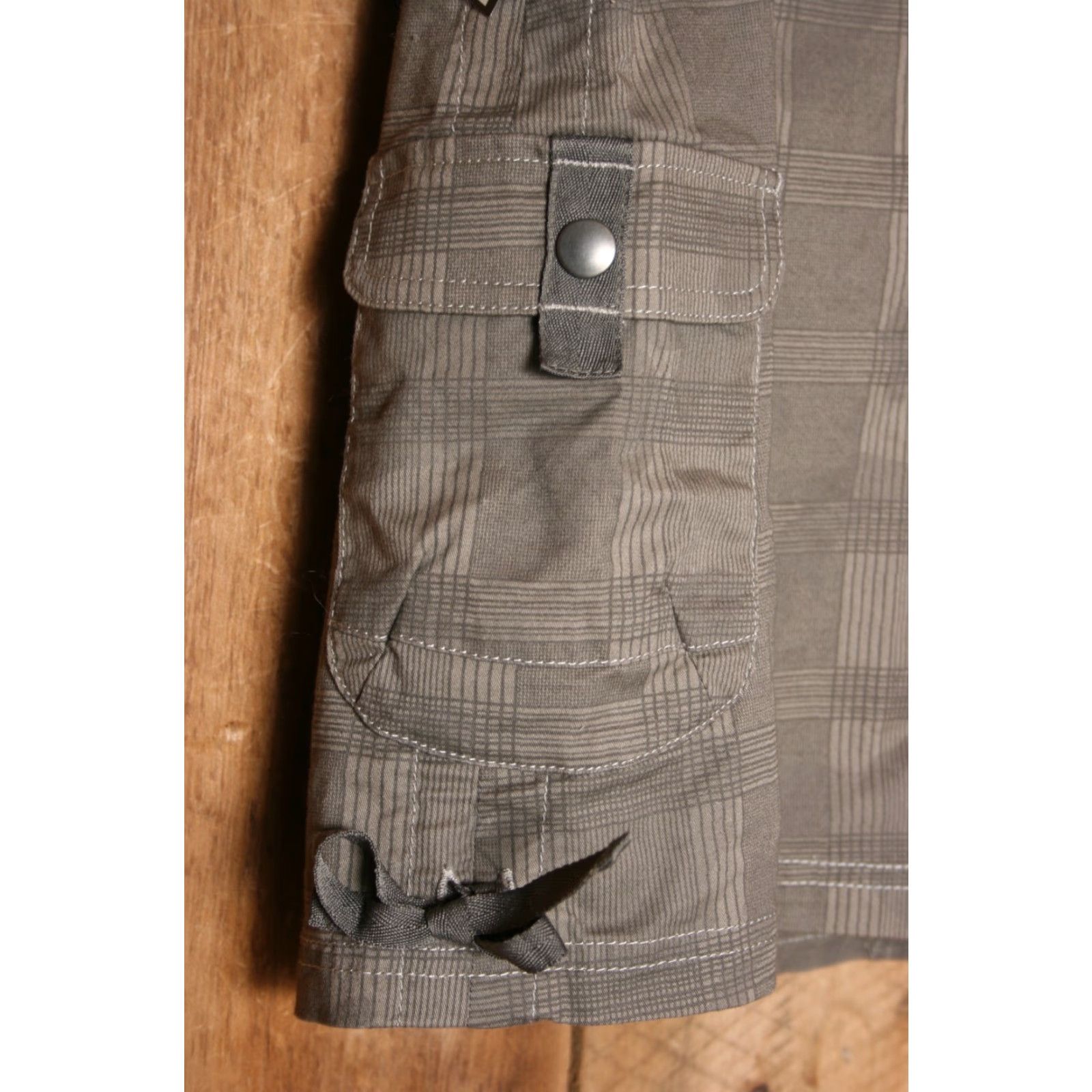 Vintage KUHL Katr ina Brown Plaid Cargo Skirt Sz 4 Women Cotton Elastane Regular 2% 98% Short Brown Plaid Cargo Skirt Womens 4 Size 27" / US 4 / IT 40 - 3 Thumbnail