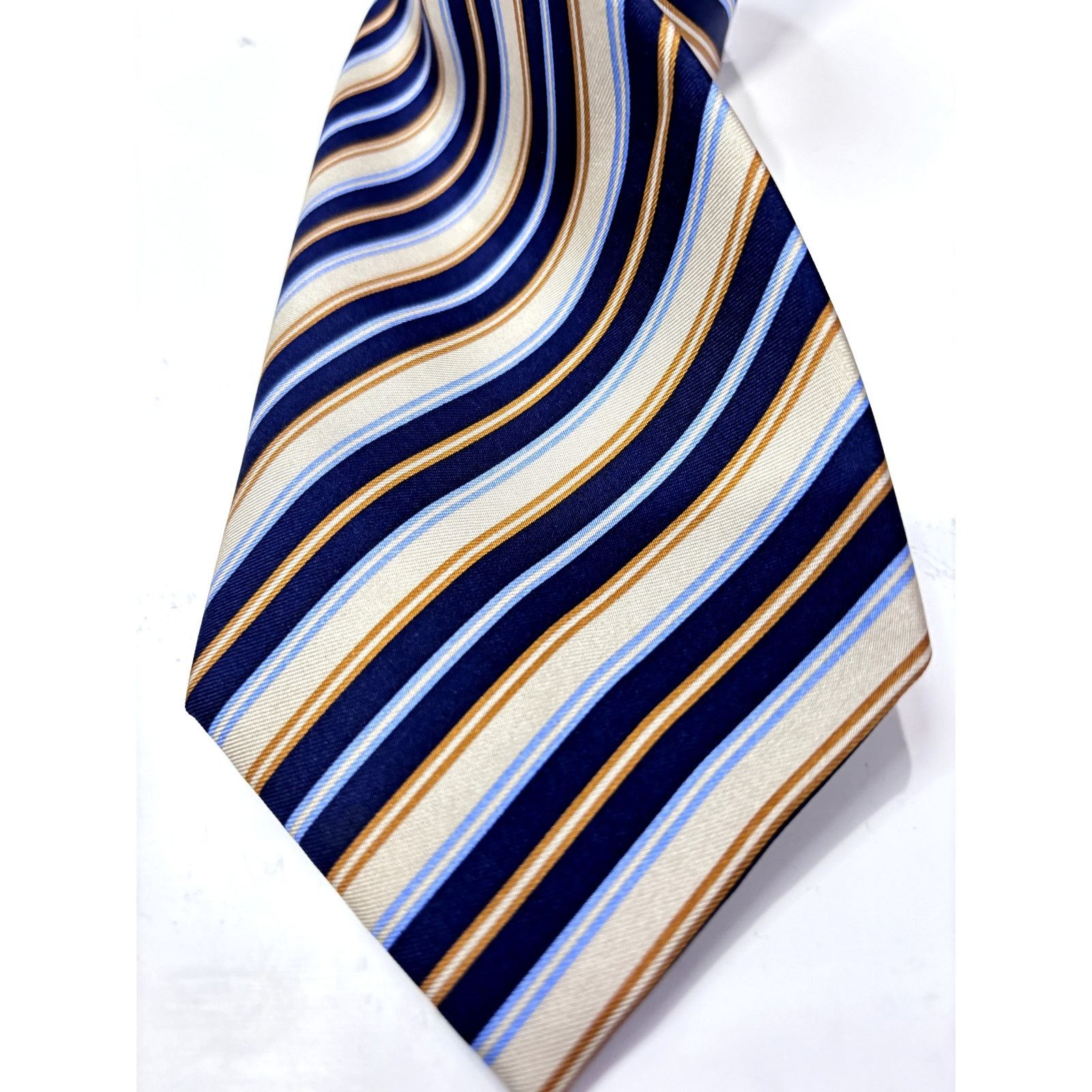Van Heusen VAN HEUSEN Men's Silk Navy Tan & Cream Stripe Neck Tie Size ONE SIZE - 2 Thumbnail
