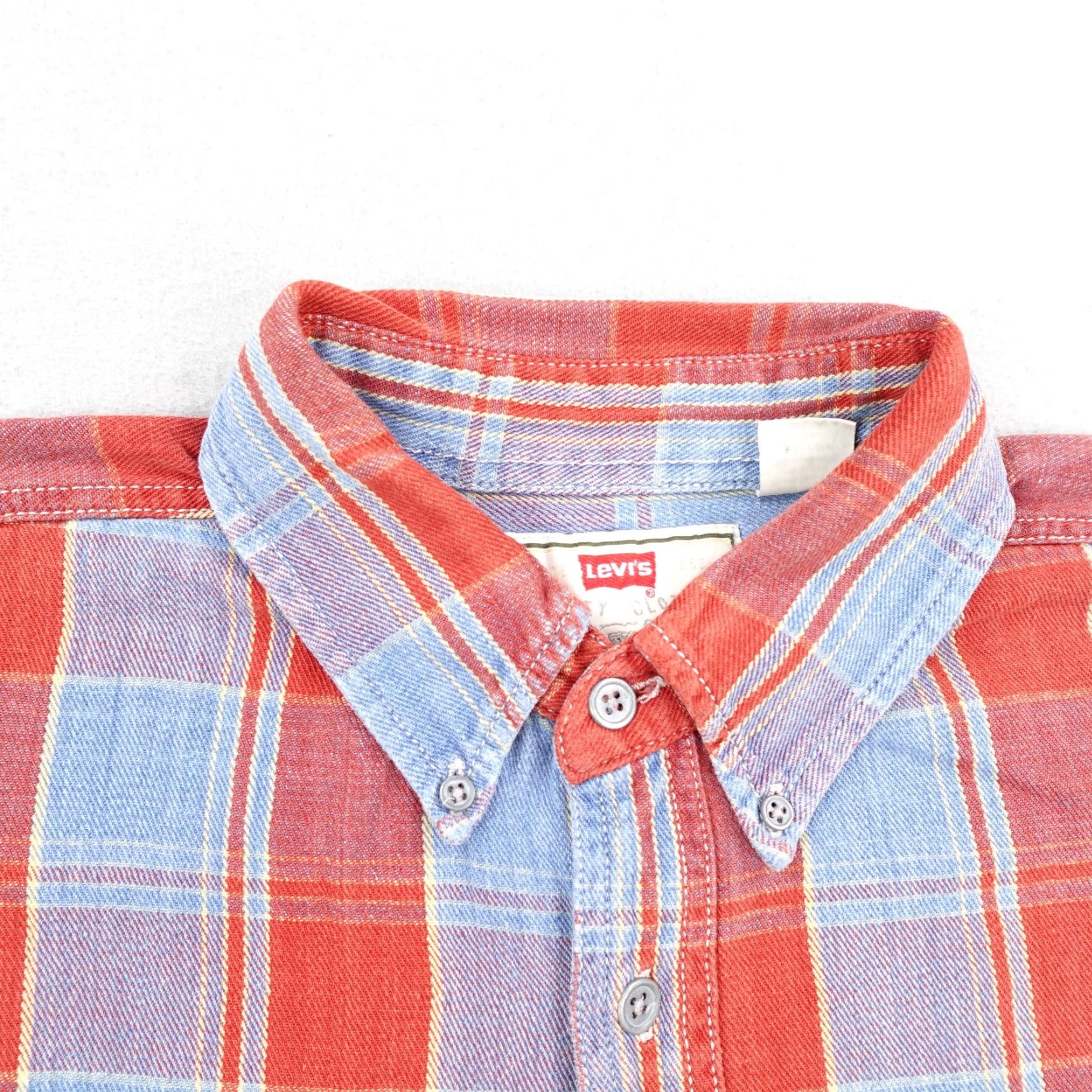 Levi's VINTAGE Levi's Shirt Mens XL Plaid Flannel Button-Up 90s Casual Workwear Blue Red Utility Pocketed Mens XL Flannel Shirt 90s Size US XL / EU 56 / 4 - 2 Thumbnail