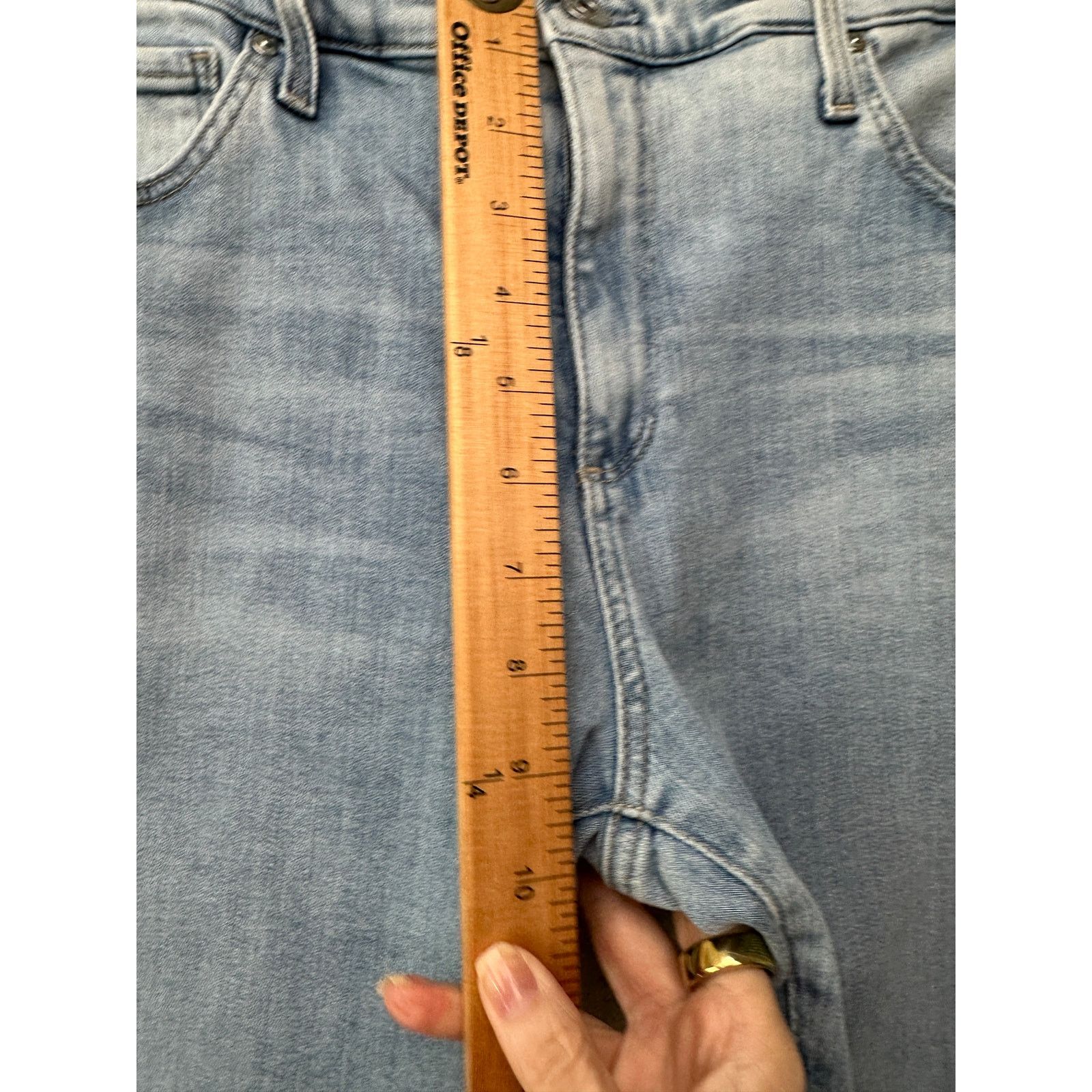 AG Adriano Goldschmied AG Faye Jeans Light Wash Women US 32 Cigarette Size 32" / US 10 / IT 46 - 10 Thumbnail