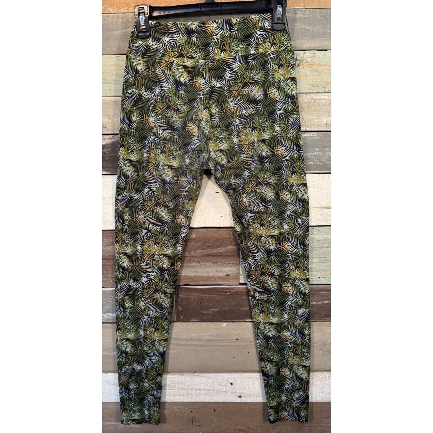 Other LuLaRoe Leggings OS One Size GREEN PINE NEEDLES Used Conditi Size 29" - 6 Thumbnail