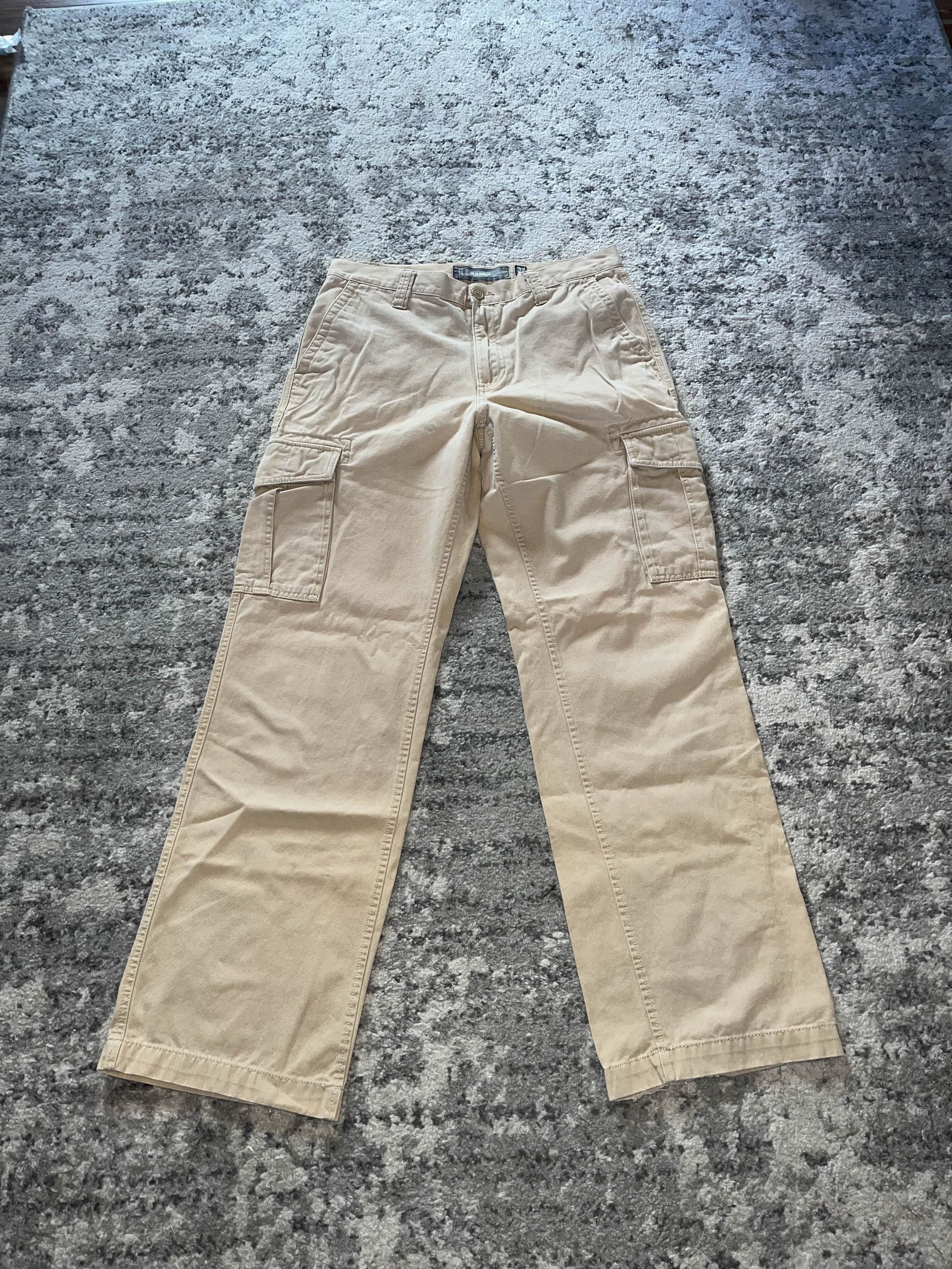 Old Navy Y2K Baggy Old Navy Khaki Cargos Size US 32 / EU 48 - 1 Thumbnail