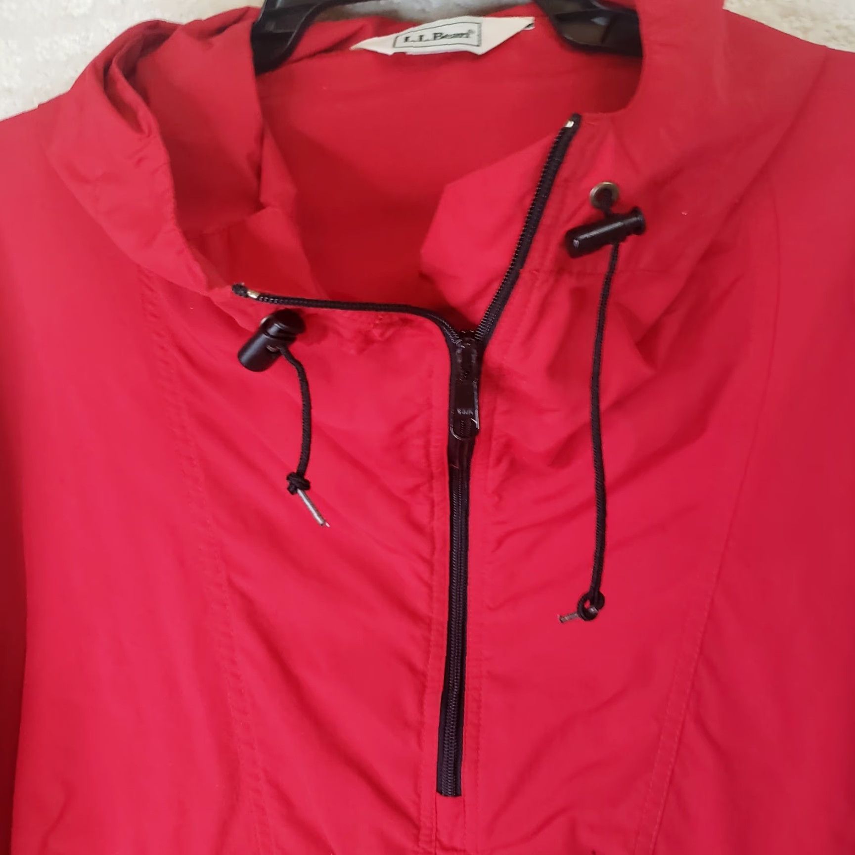 Vintage VINTAGE LL Bean Hooded Windbreaker Anorak Jacket Mens L Red Kangaroo Pouch Zip Pocketed 1/2 Zip Zipper/Storm Windbreaker Style Outdoor Size US L / EU 52-54 / 3 - 5 Thumbnail