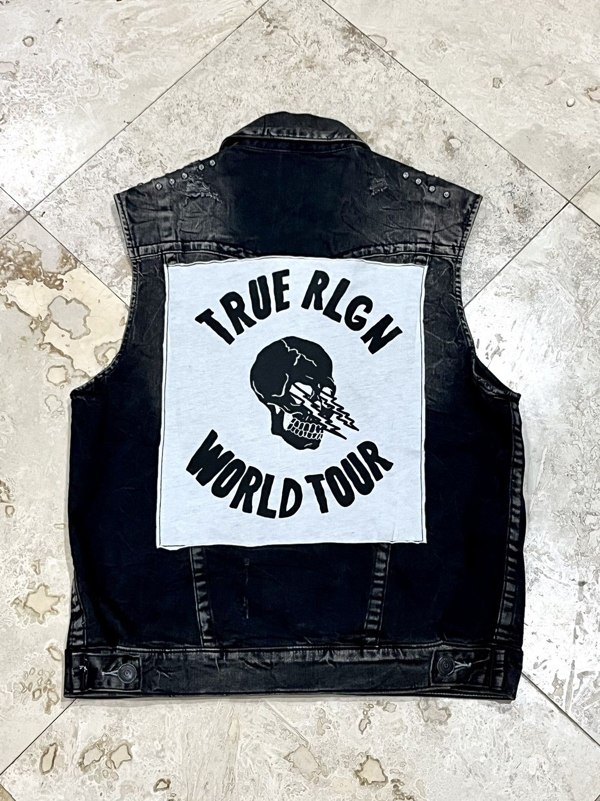 True Religion Y2K True Religion Black Distressed Studded Denim Jacket Size US M / EU 48-50 / 2 - 5 Thumbnail