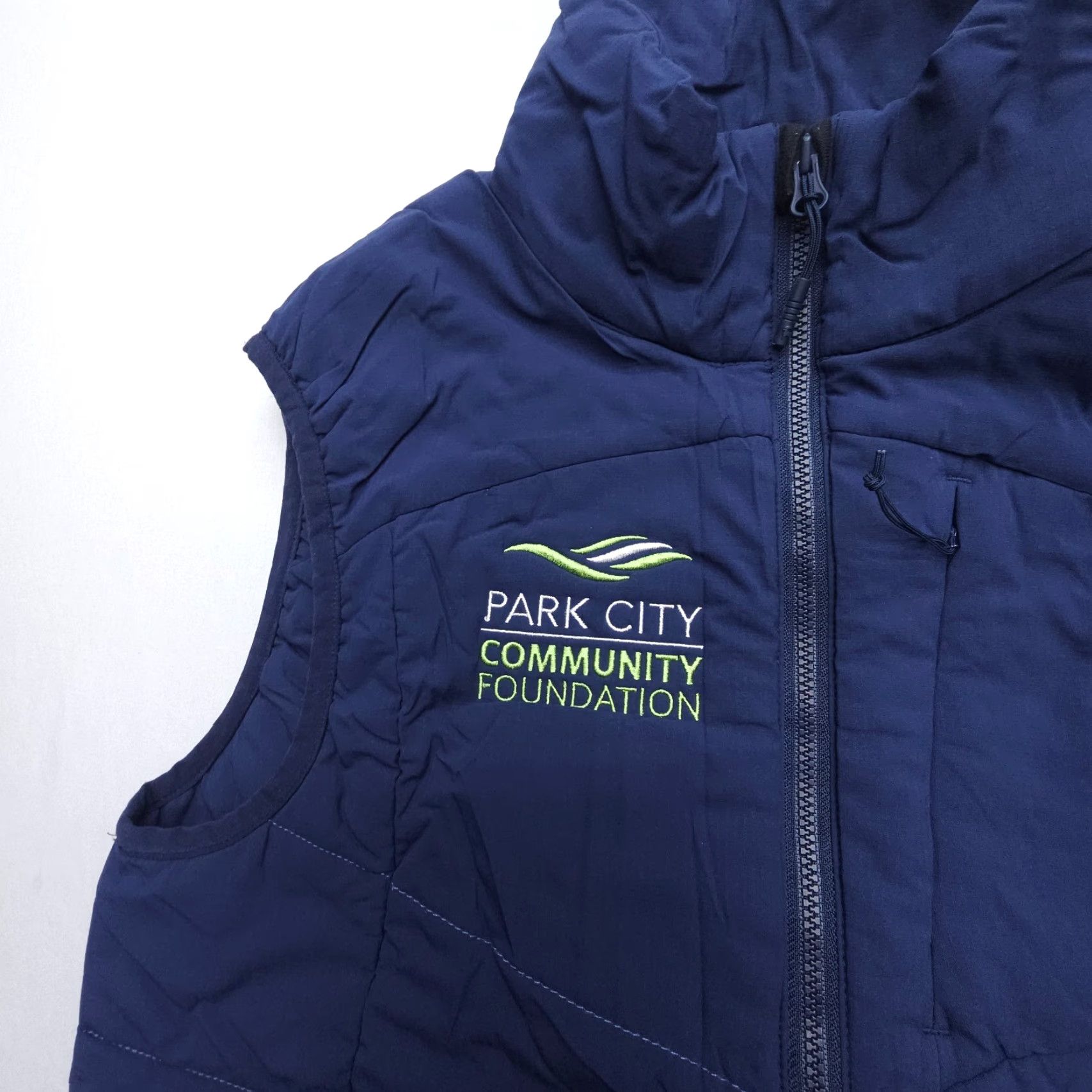Vintage Backcountry Vest Size Small Packable Quilted Nylon Blue Womens Outdoor Sleeveless Puffer Mid-Length Jacket/Coat Style: Puffer Size S / US 4 / IT 40 - 5 Thumbnail
