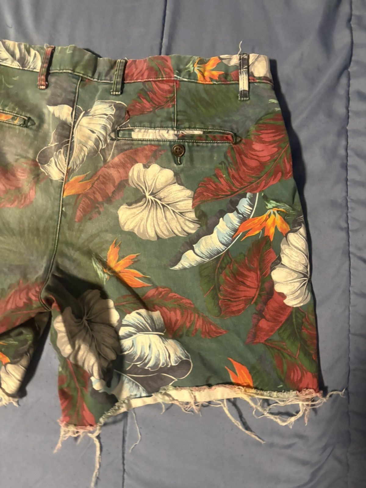 Gap Gap Men's Chino Shorts Floral Print Flat Front Casual Size US 31 - 8 Thumbnail