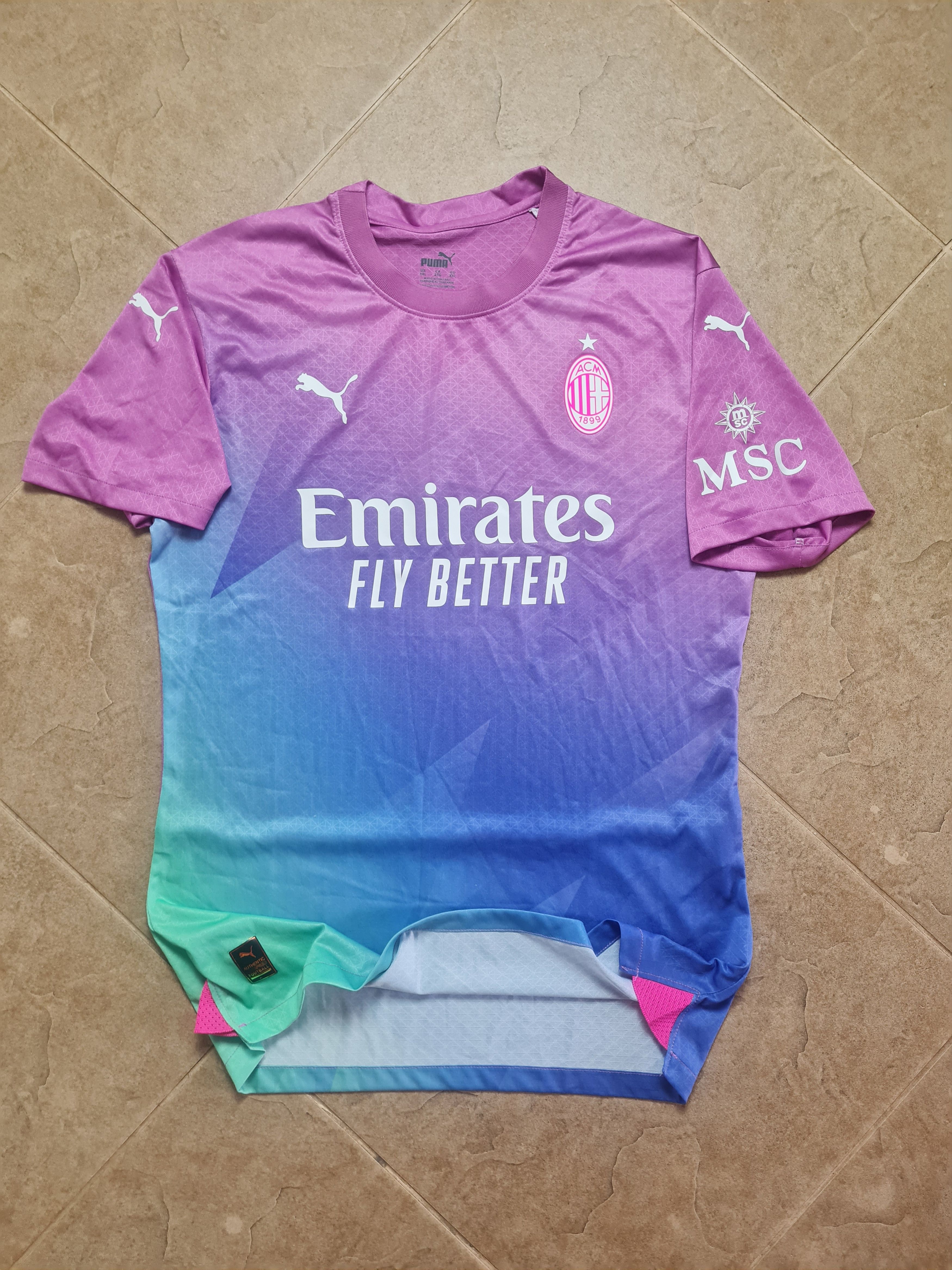 Puma Football T-shirts Men's Jersey Puma AC MILAN JERSEY Soocer Size US XL / EU 56 / 4 - 1 Thumbnail