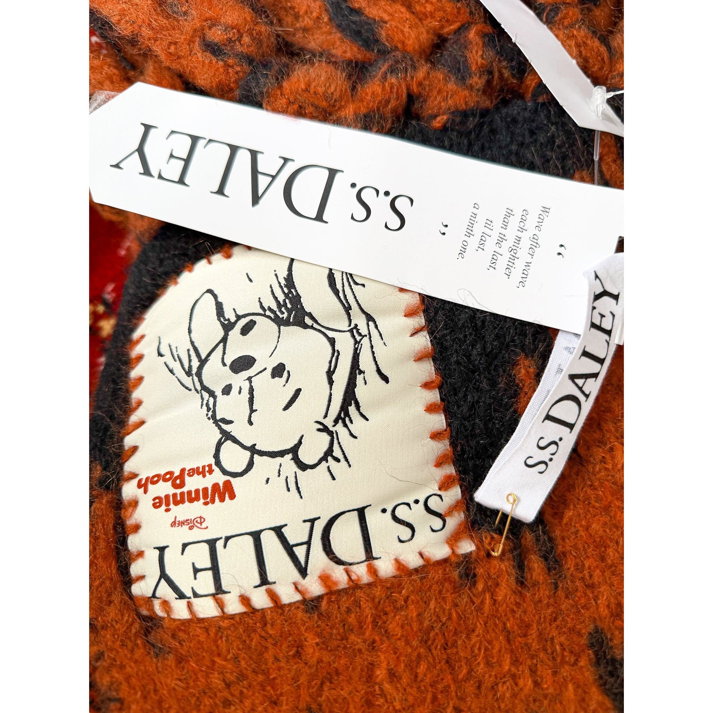 S.S.Daley S.S.DALEY x Disney Winnie the Pooh TIGGER Stripe Mohair Scar Size ONE SIZE - 3 Thumbnail
