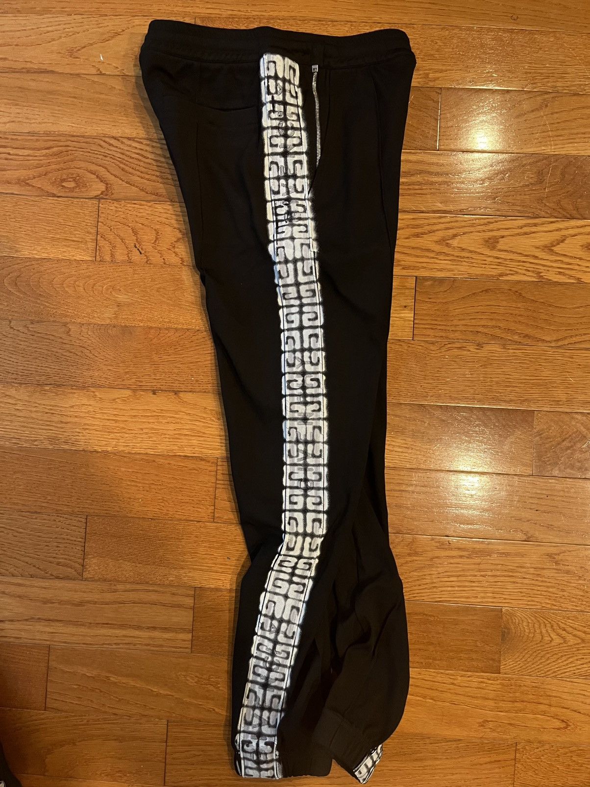 Chito × Givenchy Men’s Givenchy x Chito 4G Sweatpants Trackpants Black Size US 30 / EU 46 - 3 Thumbnail