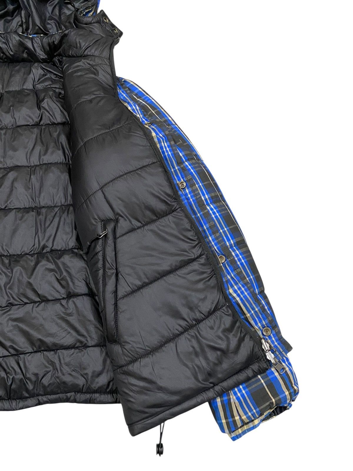 Armani Armani Jeans Puffer Jacket Revisible Size US L / EU 52-54 / 3 - 11 Thumbnail
