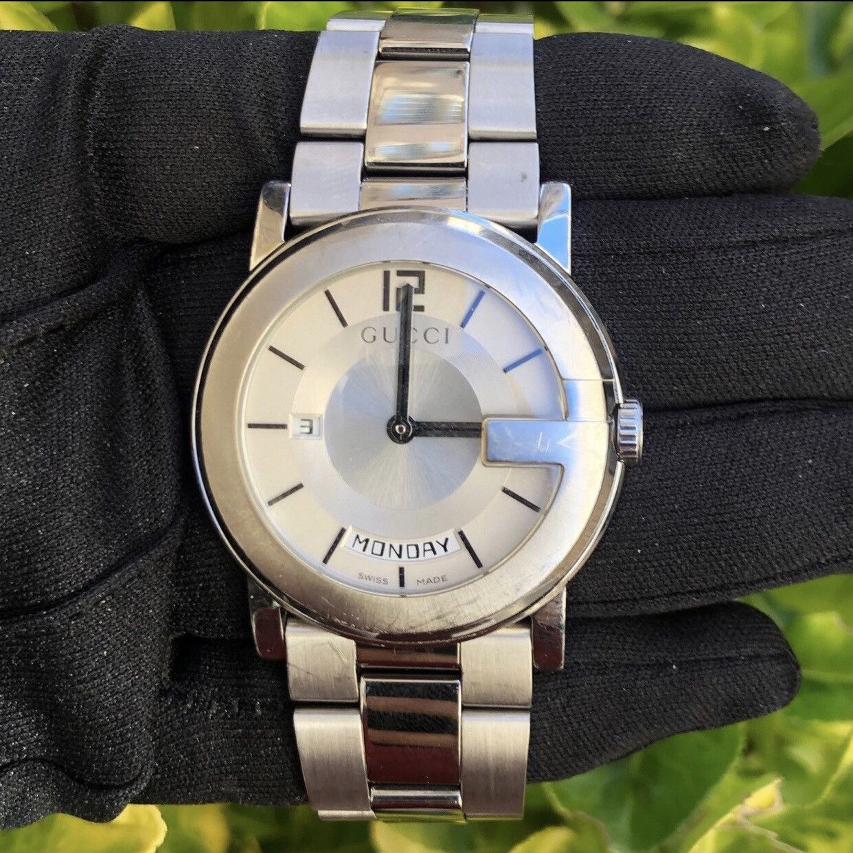 image of Gucci 101M Date Watch White Face, Men's