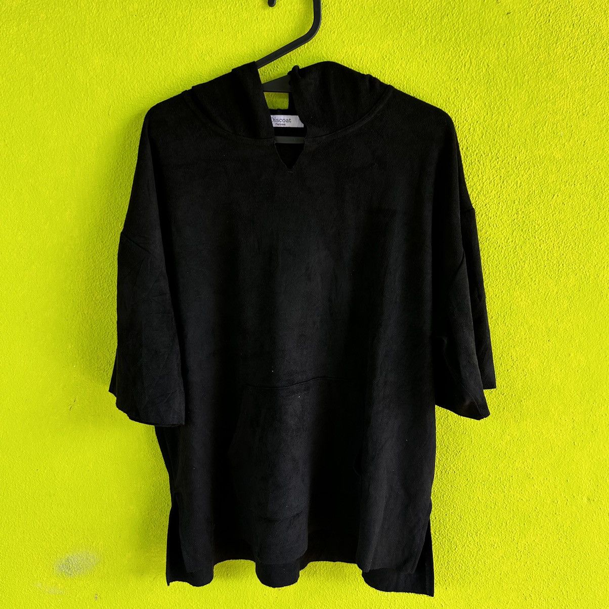 Japanese Brand Vintave Discoat Perisien Short Sleeve Hoodie Size US L / EU 52-54 / 3 - 1 Thumbnail