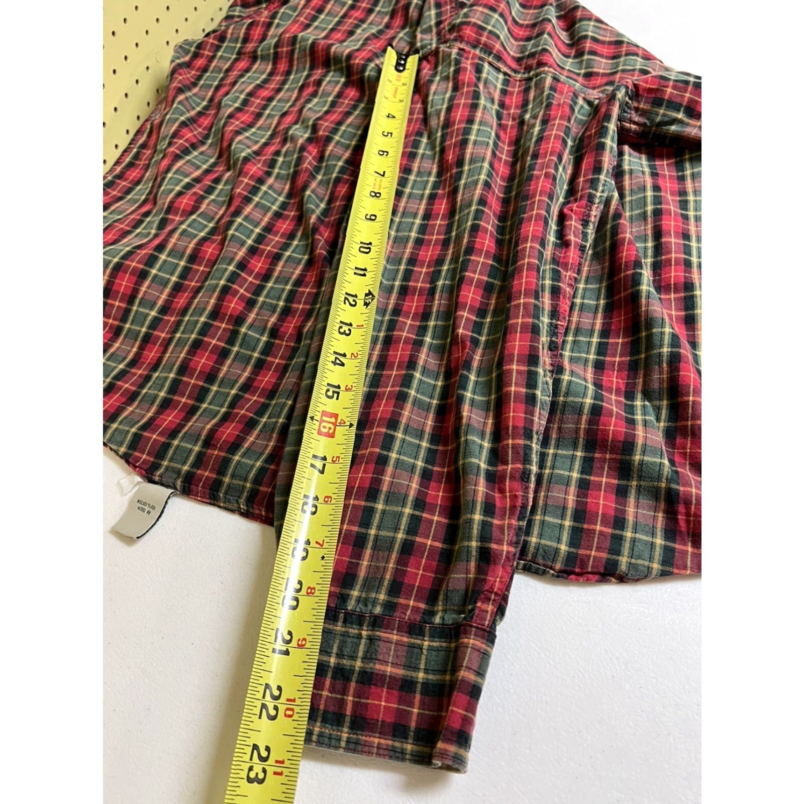 Orvis VINTAGE Orvis Shirt Orvis Men’s Large Red Green Plaid Long Sleeve Button Down Cotton Shirt Size US L / EU 52-54 / 3 - 7 Thumbnail