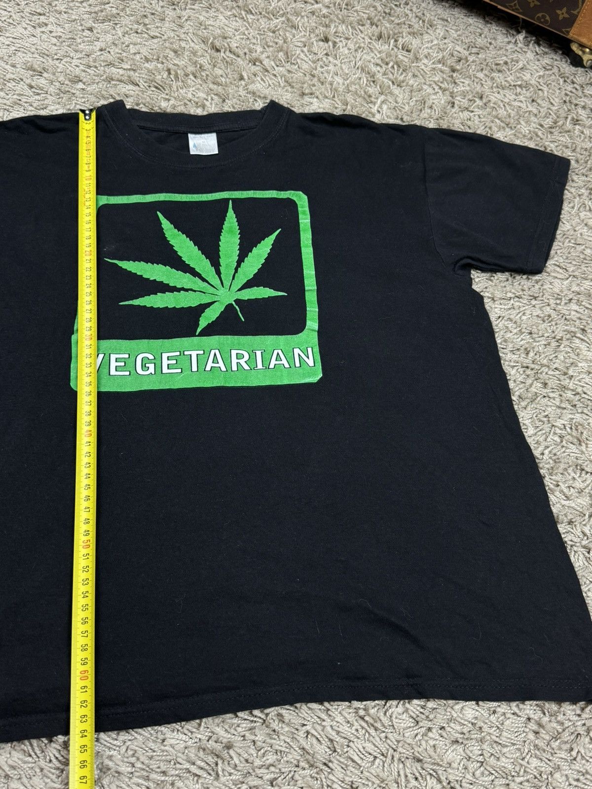 Band Tees × Vintage Vintage t shirt Marichuana Vegetarian y2k original item Size US M / EU 48-50 / 2 - 4 Thumbnail
