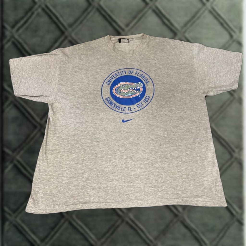 Nike VINTAGE Nike T-Shirt University of Florida Gators NCAA 2XL Gray Men 90s Size US XXL / EU 58 / 5 - 1 Thumbnail