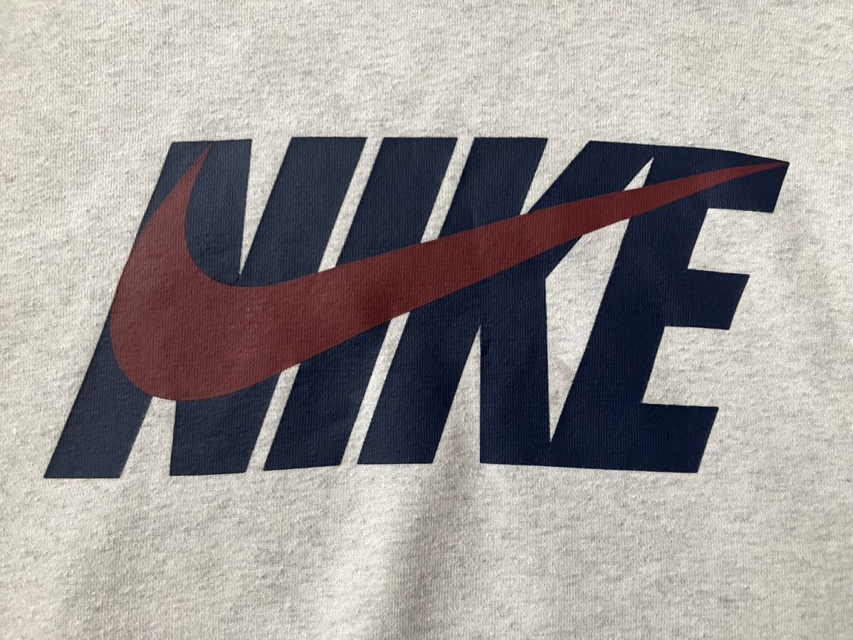 Nike × Vintage Grey Nike Long Sleeve Hoodie Sportswear Vintage Streetwear Size US S / EU 44-46 / 1 - 3 Thumbnail
