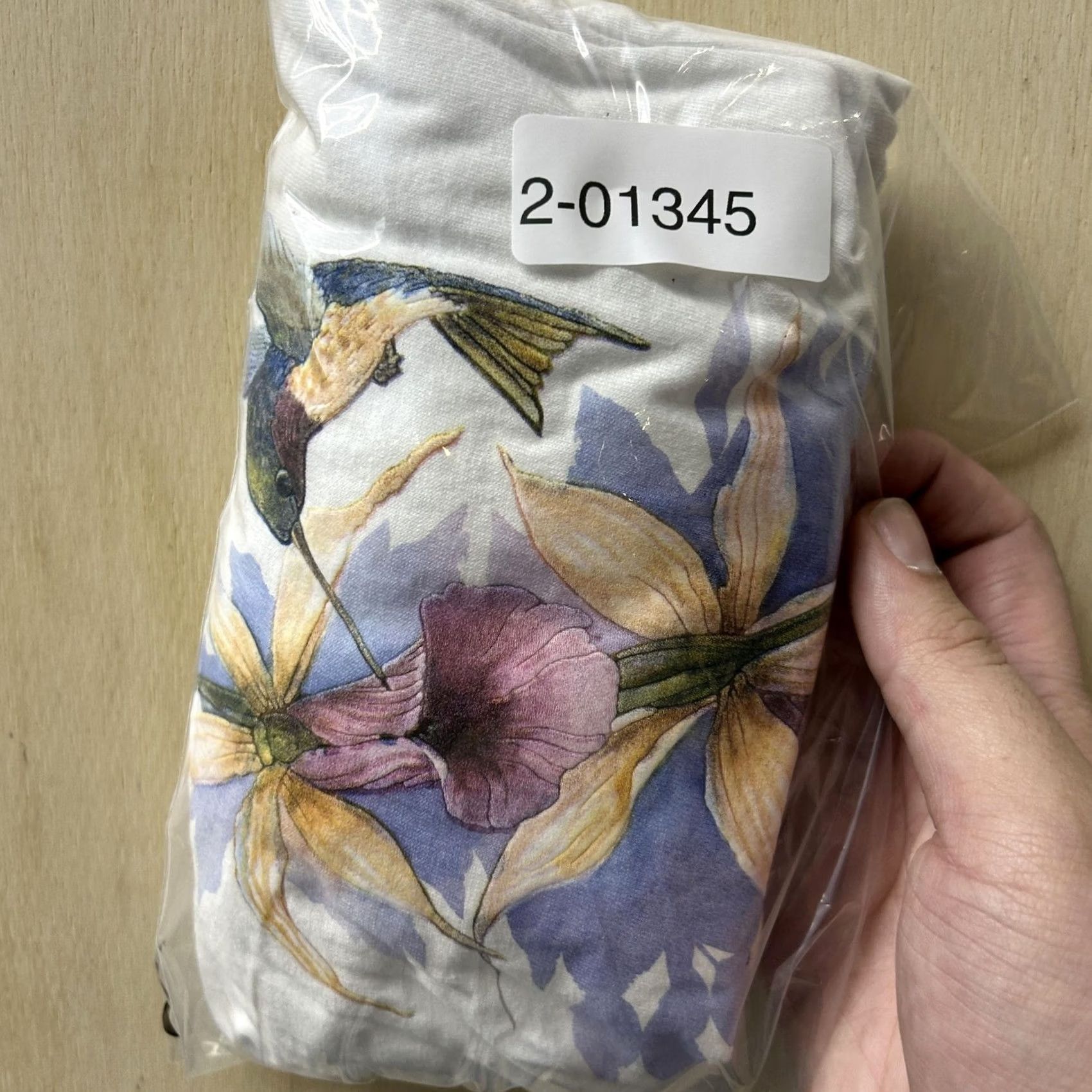 Fruit Of The Loom VINTAGE Fruit Of The Loom Shirt Mens Large White Hummingbird Floral Graphic Tee Size US L / EU 52-54 / 3 - 7 Thumbnail