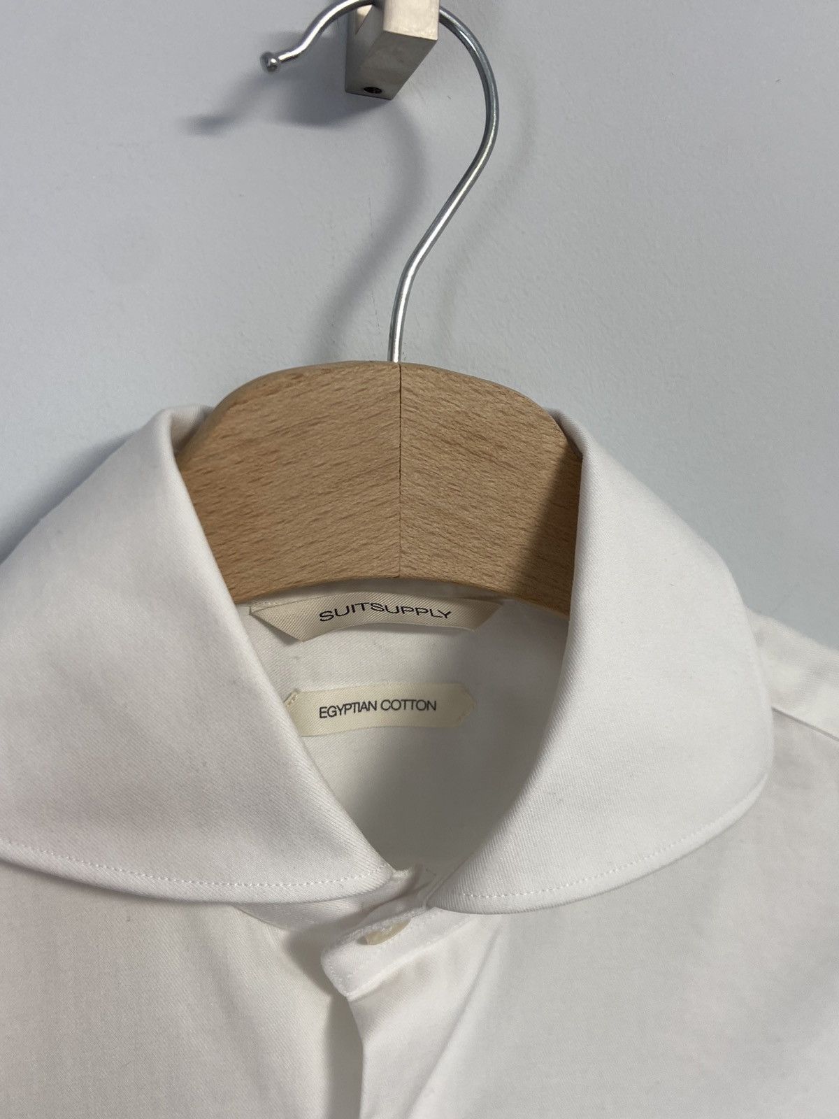 Suitsupply Suitsupply Button Up Luxury white Size US S / EU 44-46 / 1 - 4 Thumbnail