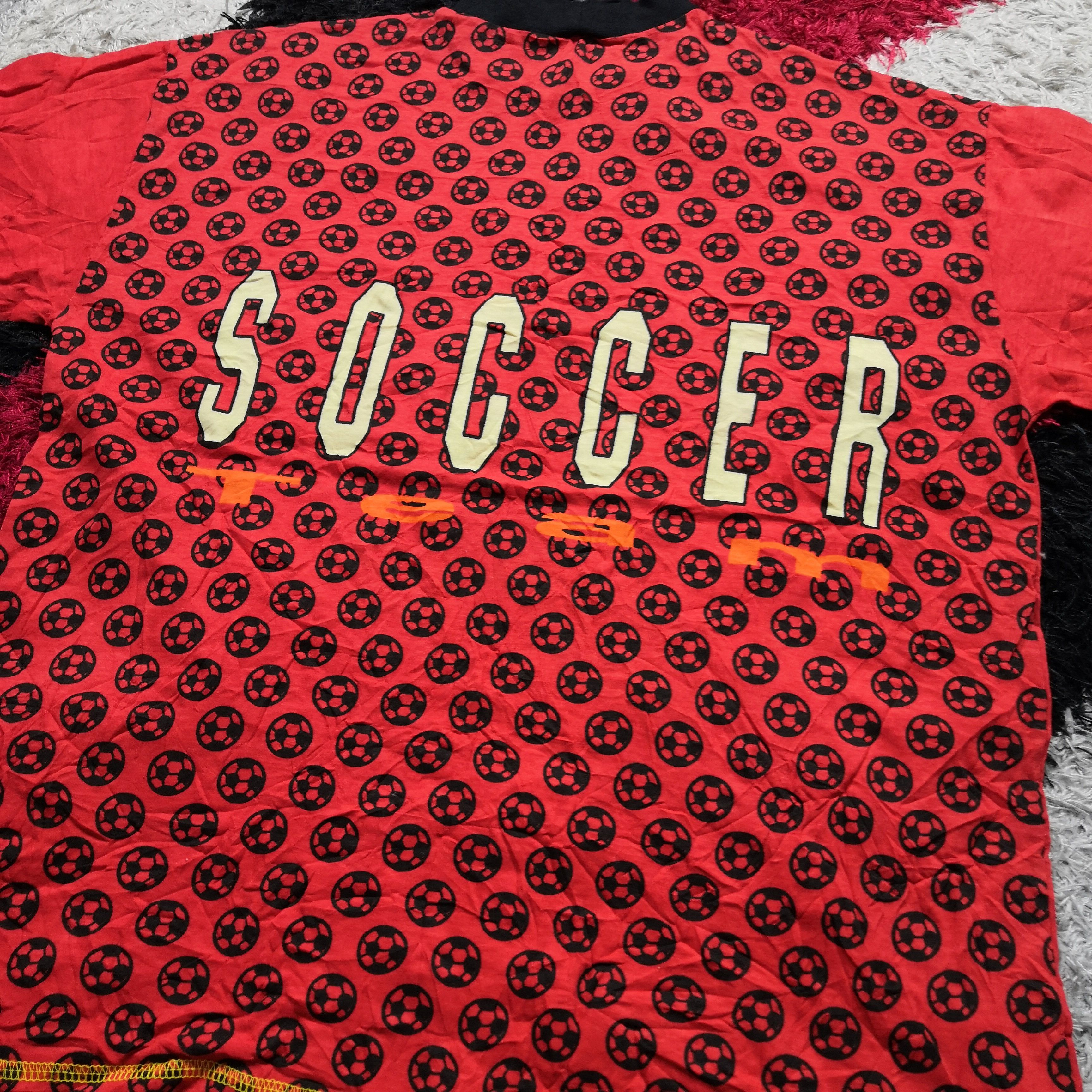 Vintage Vintage 90's OVP Pepi Belgium Soccer Team T-Shirt Tees Size US M / EU 48-50 / 2 - 6 Thumbnail