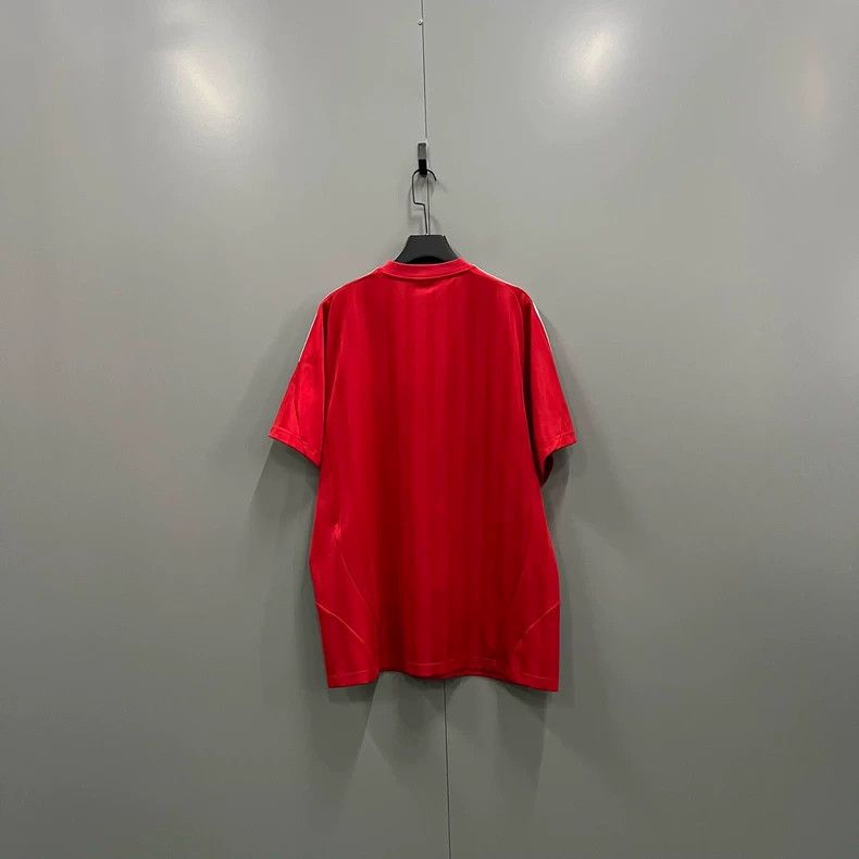 Balenciaga Balenciaga Adidas co-branded red logo printed round neck j Size US M / EU 48-50 / 2 - 2 Thumbnail