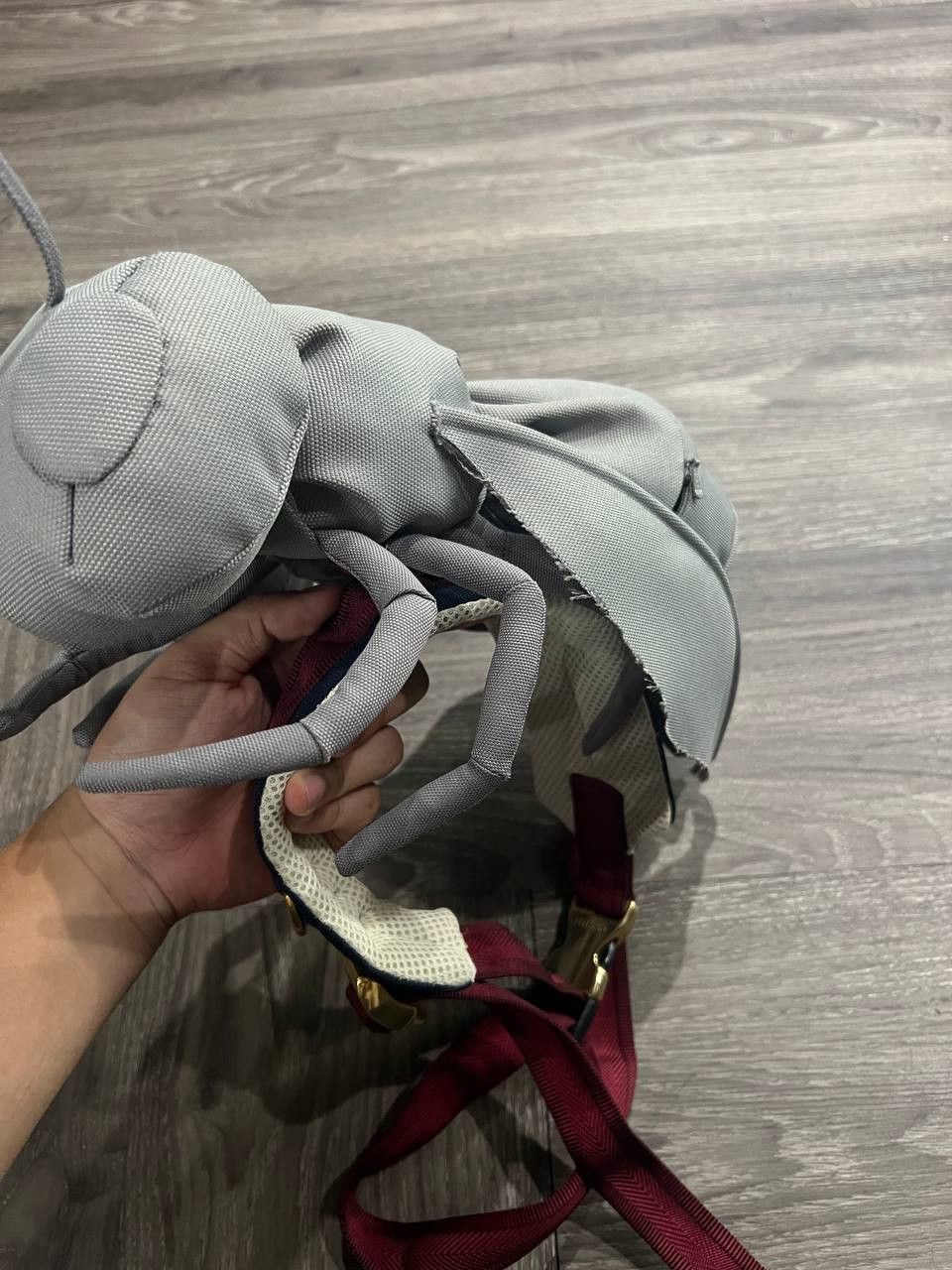 Undercover AW16 Undercover “Perfect Day” Friends & Family Bee Bag Size ONE SIZE - 3 Thumbnail