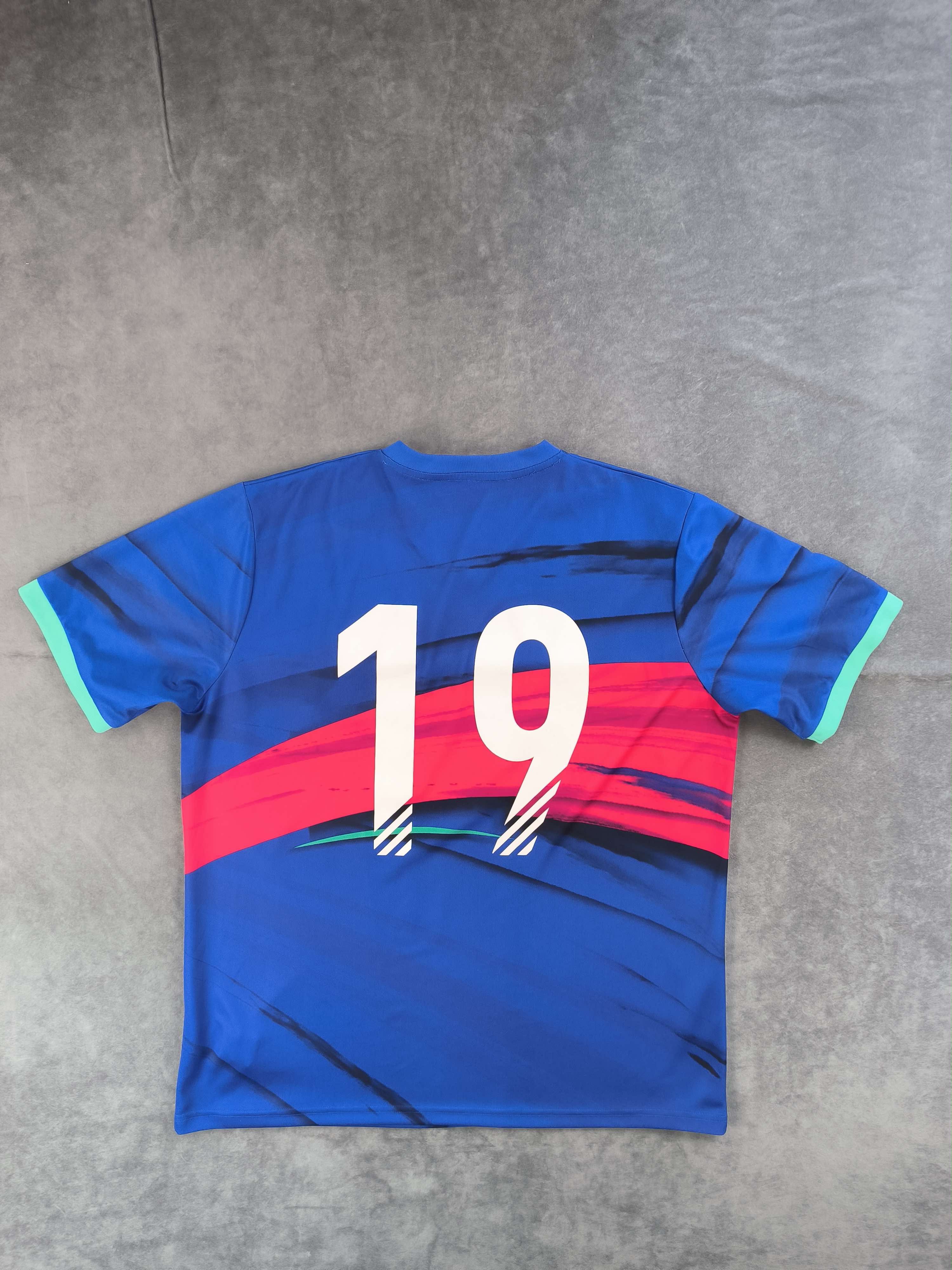 Other EA Sports 2019 football jersey shirt size L Size US L / EU 52-54 / 3 - 2 Thumbnail