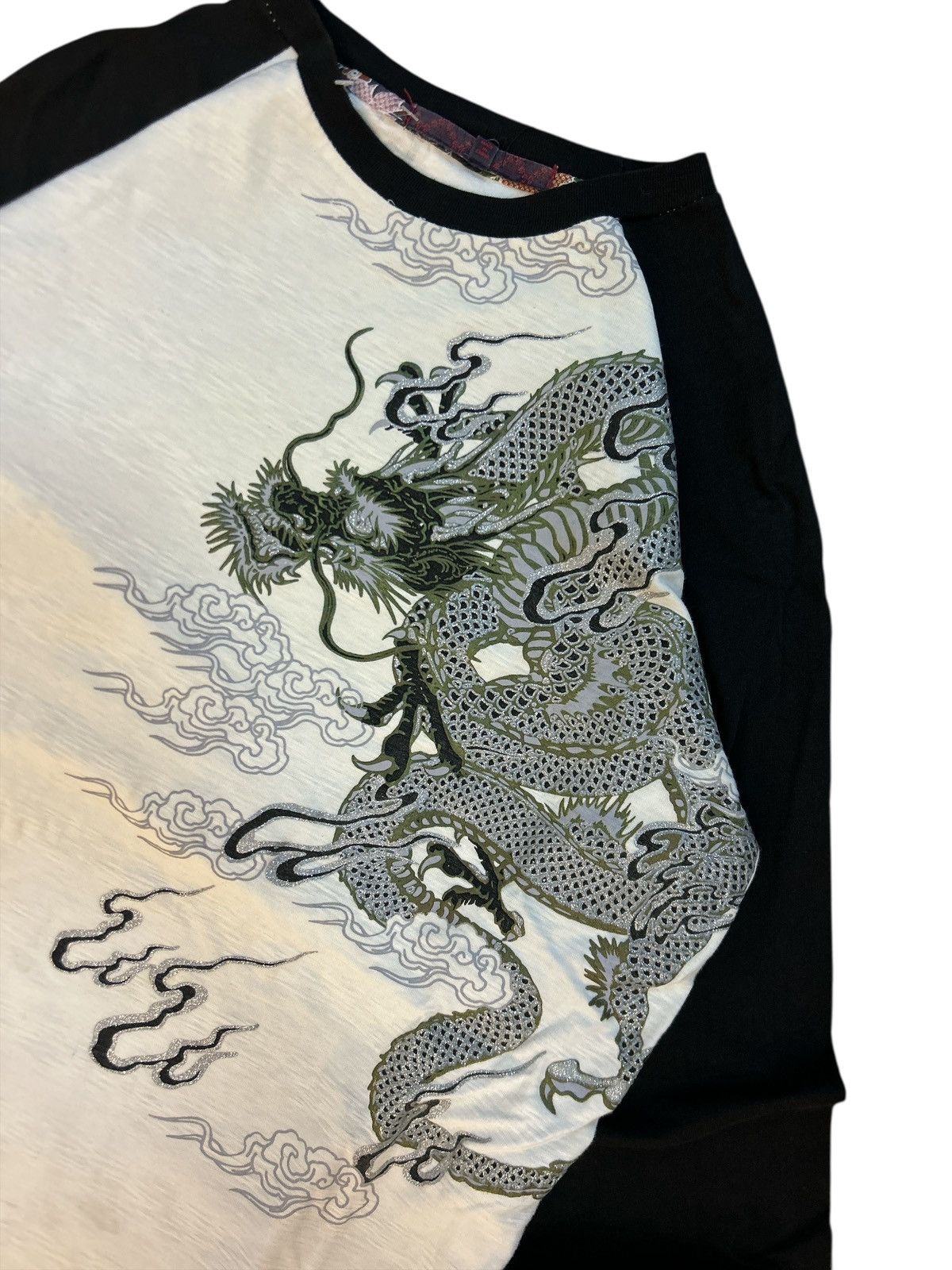 Japanese Brand OFFER ME⚡️🐉 Vintage Y2K Dragon & Tiger Embroidered Raglan Tee Size US L / EU 52-54 / 3 - 2 Thumbnail