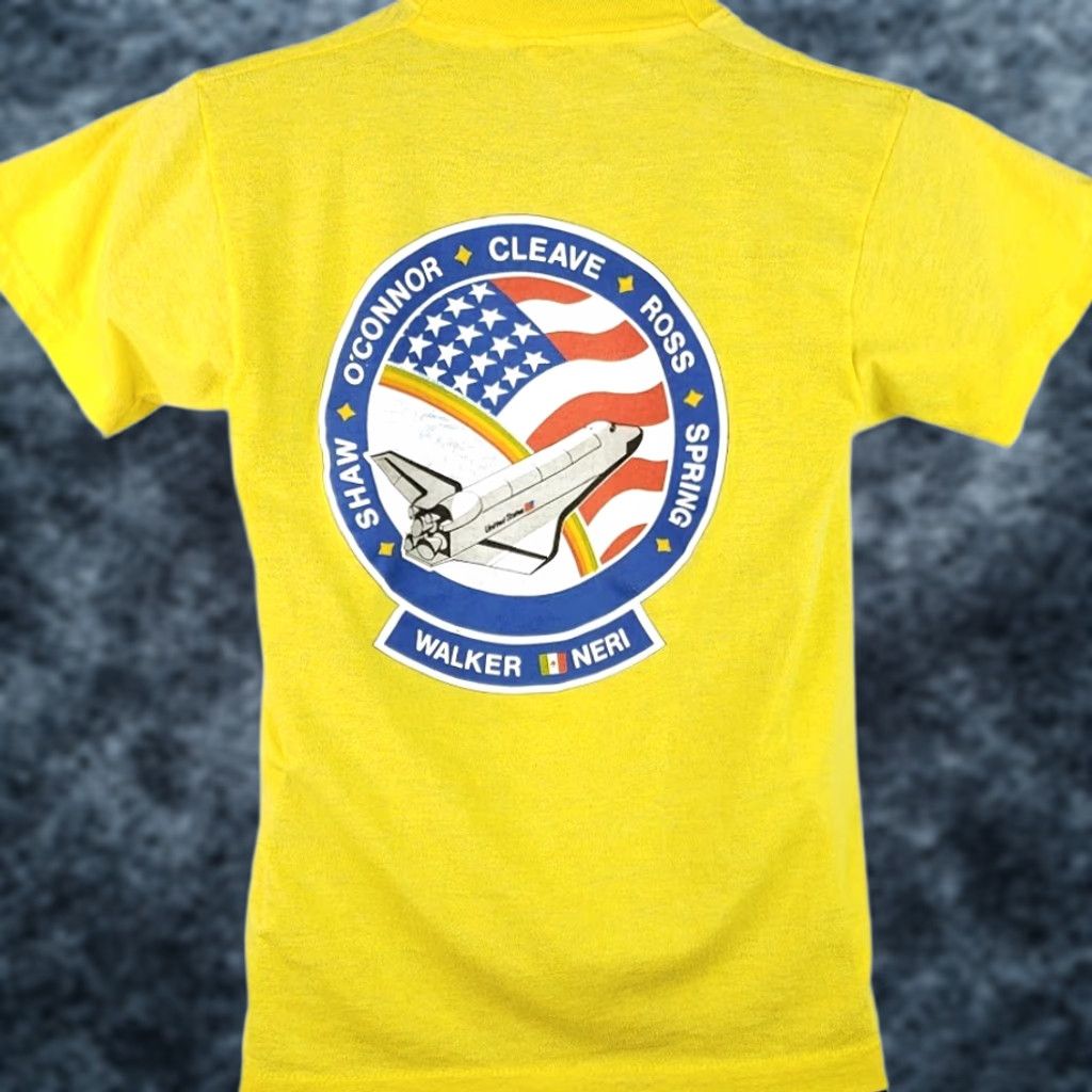 Vintage VINTAGE Space Shuttle Mission T Shirt Mens Size S 80s NASA USA STS-61-B Screen Stars Yellow Graphic Tee Space Kennedy Space Center Boys Girls Mens Size US S / EU 44-46 / 1 - 1 Thumbnail