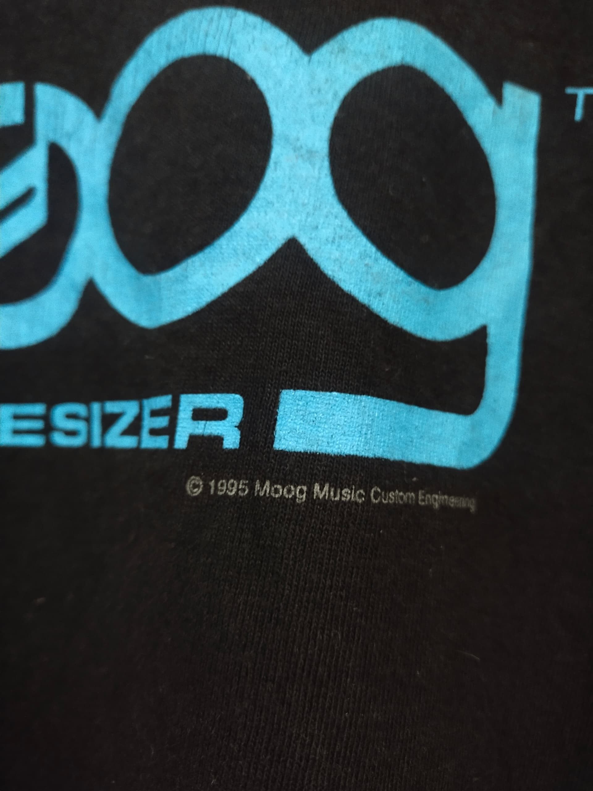 Vintage Vintage 1995 MOOG Synthesizer music promo t shirt Size US M / EU 48-50 / 2 - 6 Thumbnail
