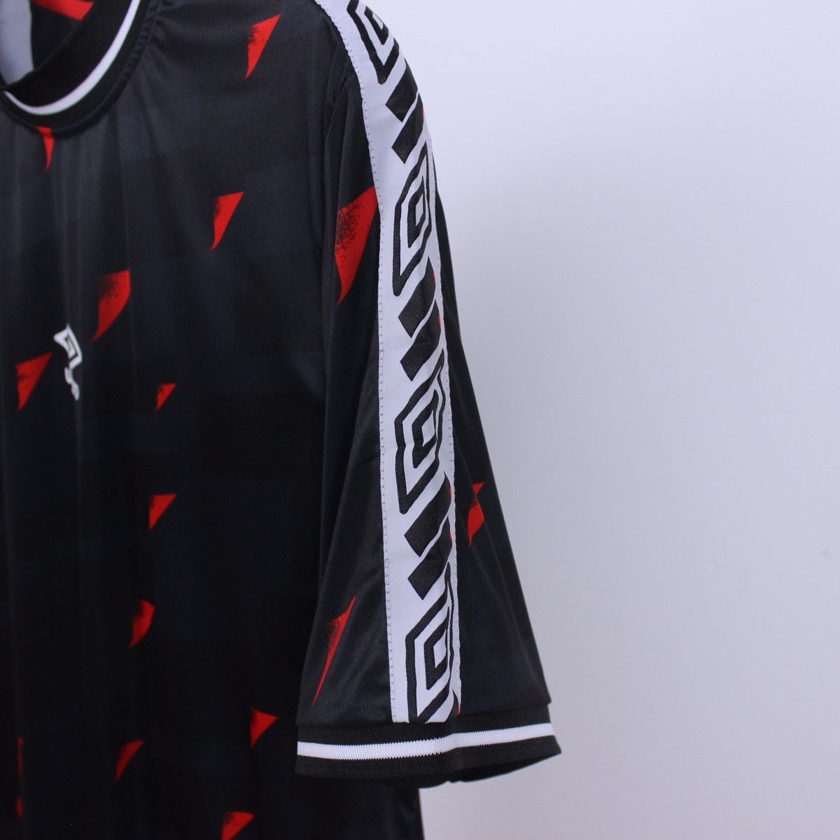 Umbro Umbro Carling Jersey Center Logo Lampas T-Shirt Size US M / EU 48-50 / 2 - 5 Thumbnail