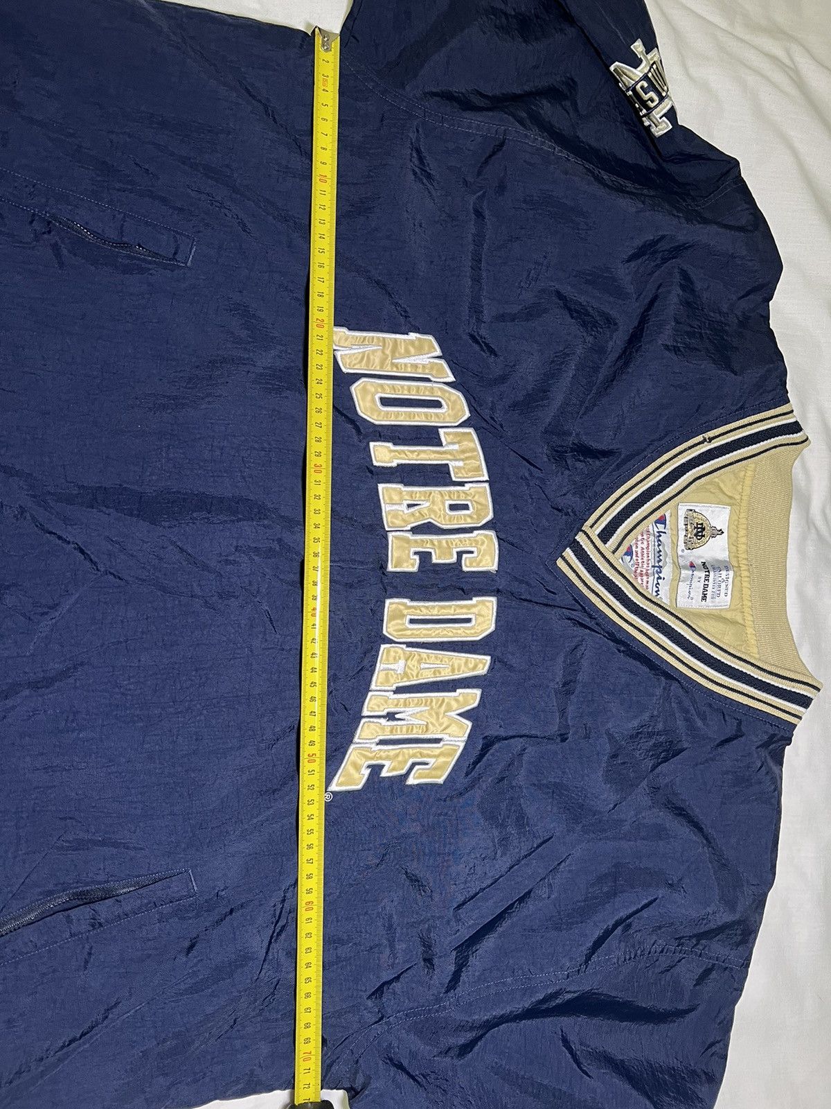 Vintage VINTAGE 90S OVERSIZE NYLON NOTRE DAM SWEATSHIRT FOOTBALL Size US XL / EU 56 / 4 - 22 Thumbnail