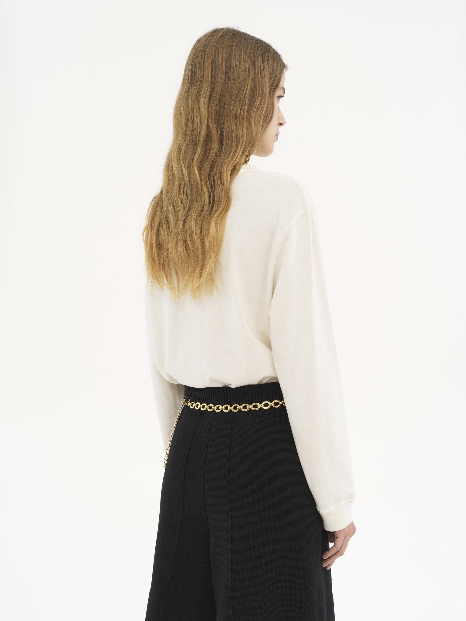Chloe o1loc1c11125 Oversized Long-sleeve Logo T-Shirt Cocunt Milk Size XS / US 0-2 / IT 36-38 - 4 Thumbnail