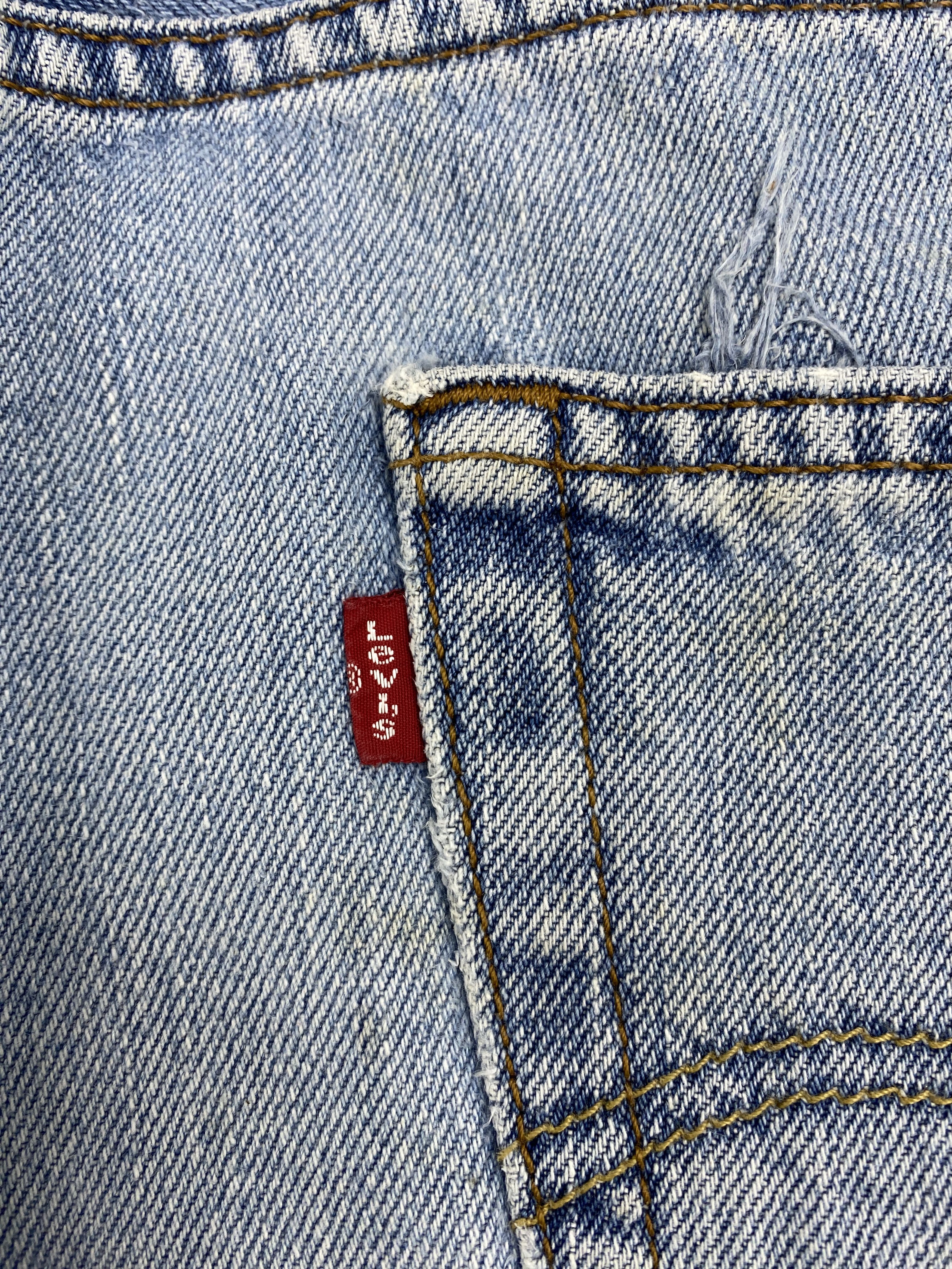 Levi's × Vintage Light Washed Vintage Levis 550 Distressed Jeans Size US 35 - 6 Thumbnail