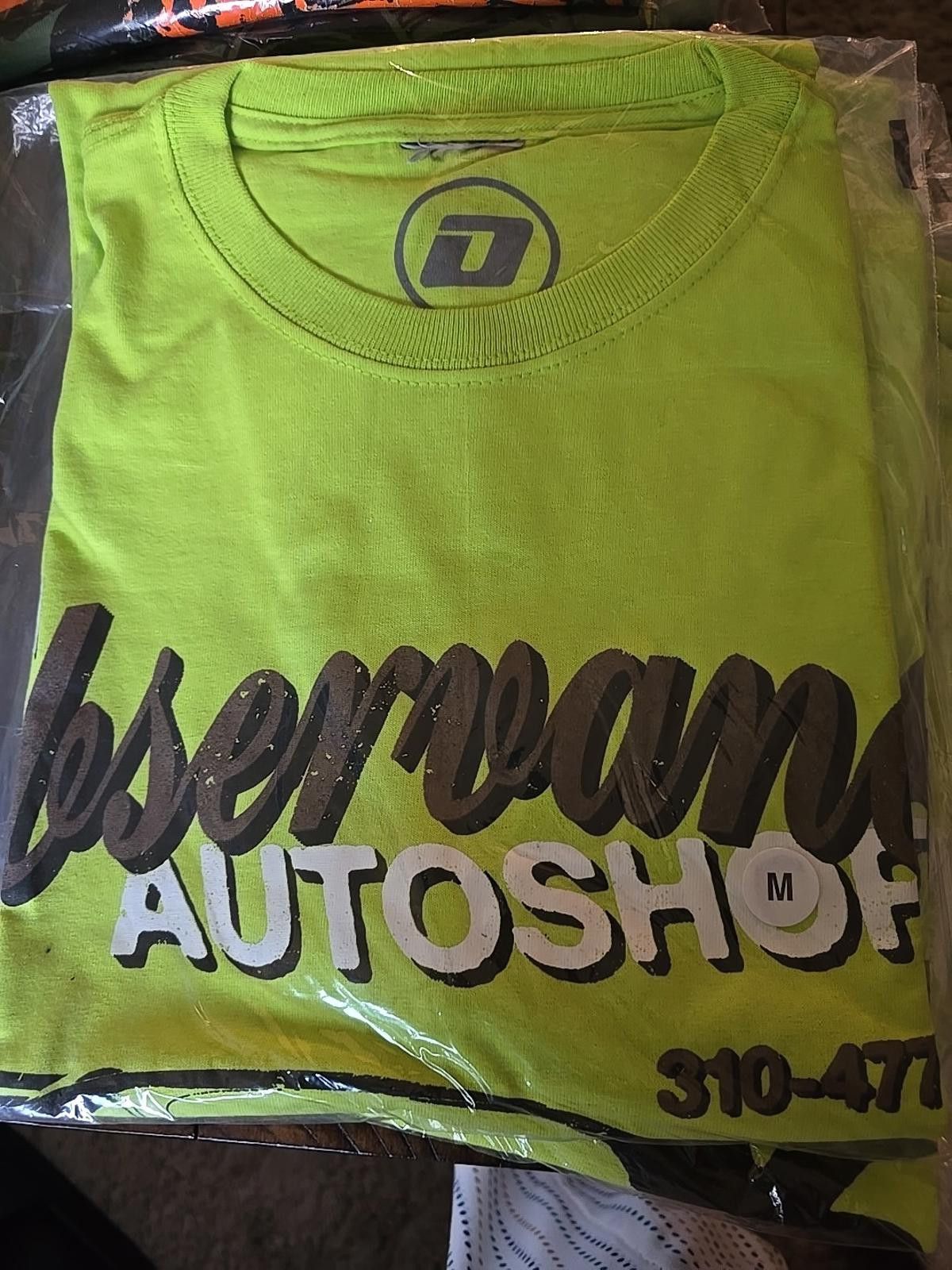 Designer Observance Auto Shop Green "NWT" Medium Size US M / EU 48-50 / 2 - 3 Thumbnail