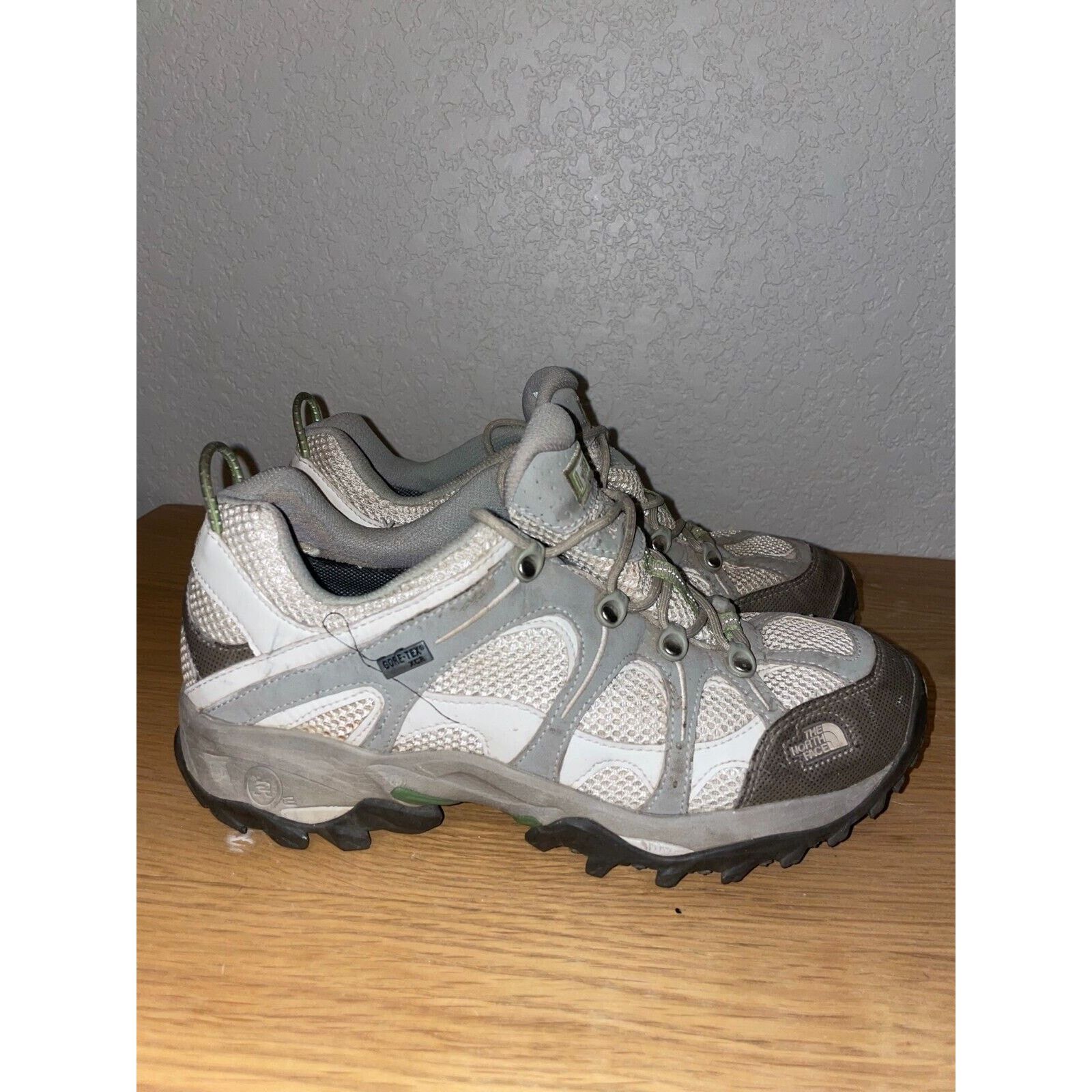 The North Face Womens The North Face Gore-Tex Shoes XCR Gray Sneakers TNF 8 Size US 8 / IT 38 - 3 Thumbnail