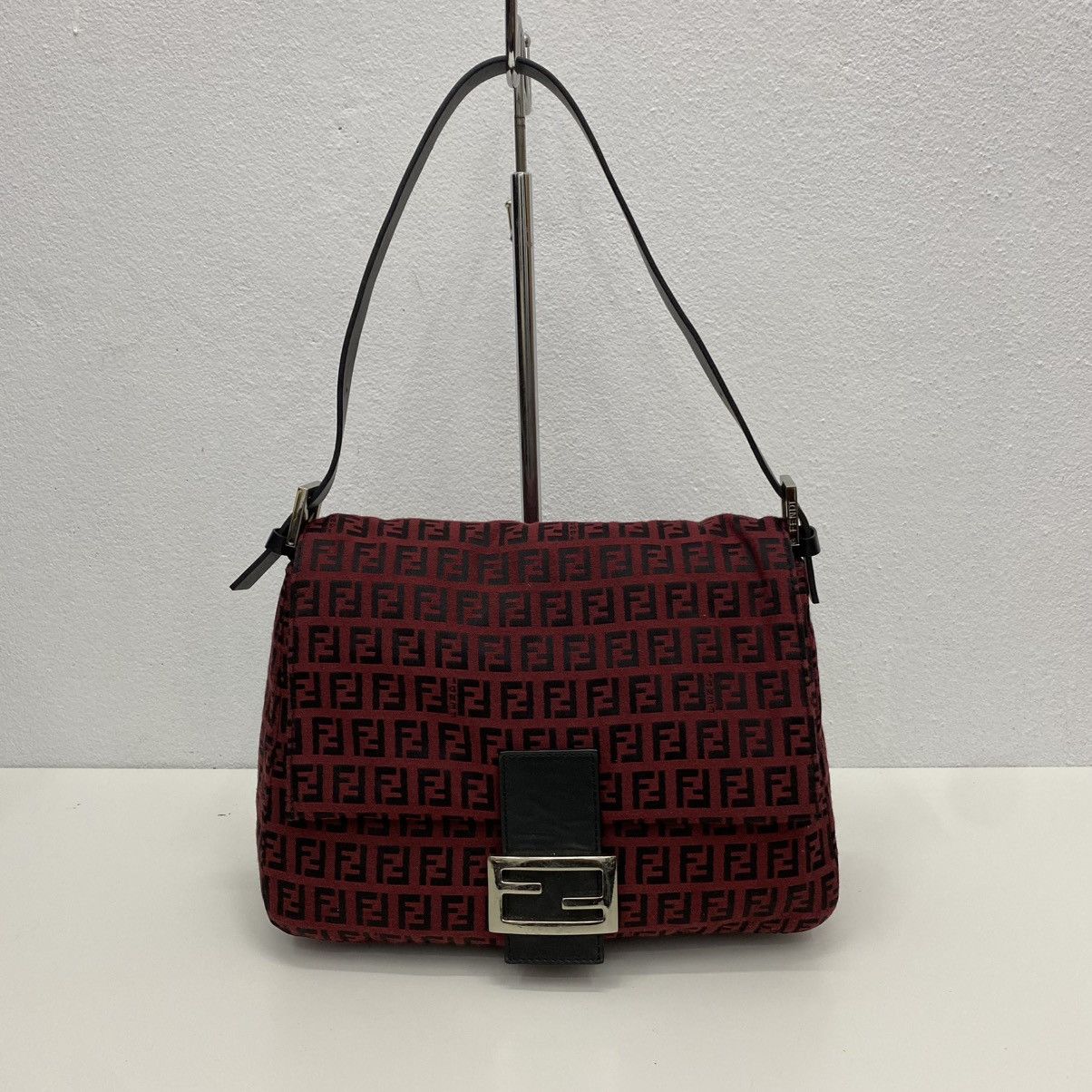 Fendi ‼️LASTDROP‼️ AUTHENTIC FENDI MAMMA ZUCCHINO SHOULDER BAG Size ONE SIZE - 1 Thumbnail