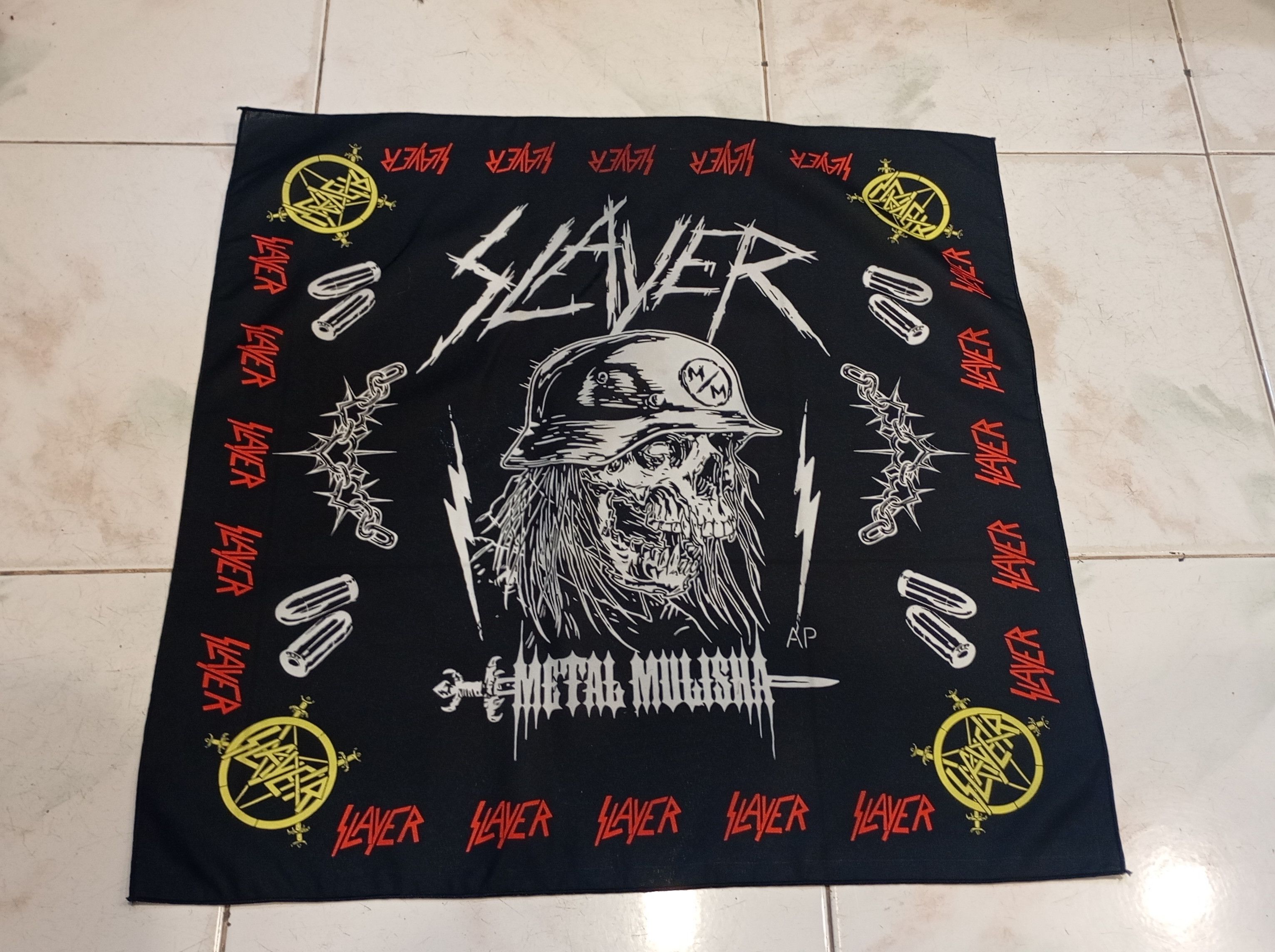 Band Tees Skulls Bandana Handkerchief Rock Band Streetwear Size ONE SIZE - 1 Thumbnail