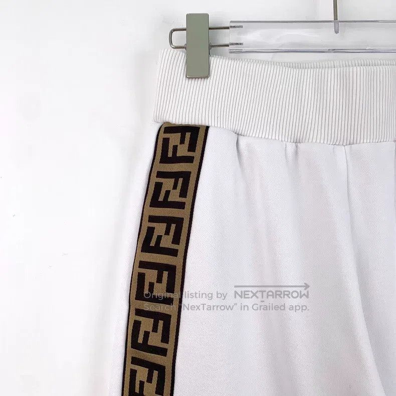 Fendi Fendi White logo letter cuffed casual sports pants Size 26" / US 2 / IT 38 - 3 Thumbnail