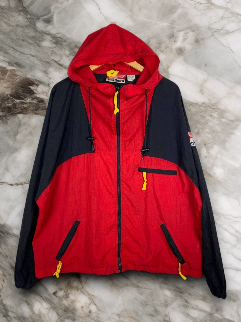 Marlboro vintage 90s marlboro expedition team windbreaker nice design Size US L / EU 52-54 / 3 - 1 Thumbnail