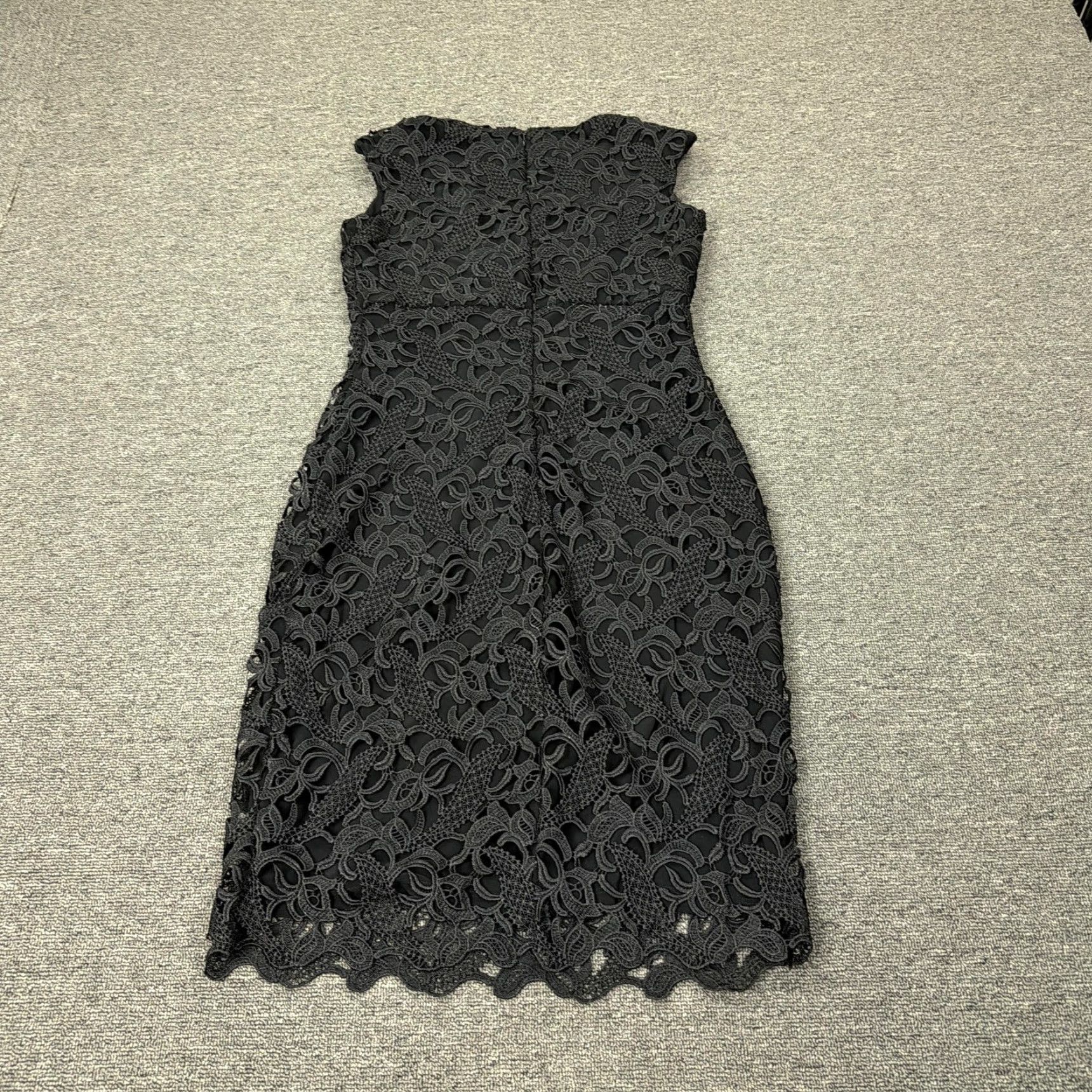 Ralph Lauren Lauren Ralph Lauren Dress Womens 4 Black Floral Lace Sheath V-Neck Knee Length Cap Sleeve Zipper Embroidered Lined Party Wedding Size S / US 4 / IT 40 - 7 Thumbnail