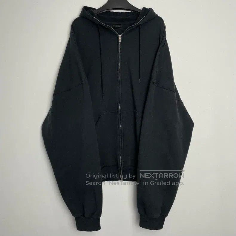 Balenciaga Balenciaga Graffiti Tape Washed Destroyed Zipper Hoodie Size US XL / EU 56 / 4 - 2 Thumbnail