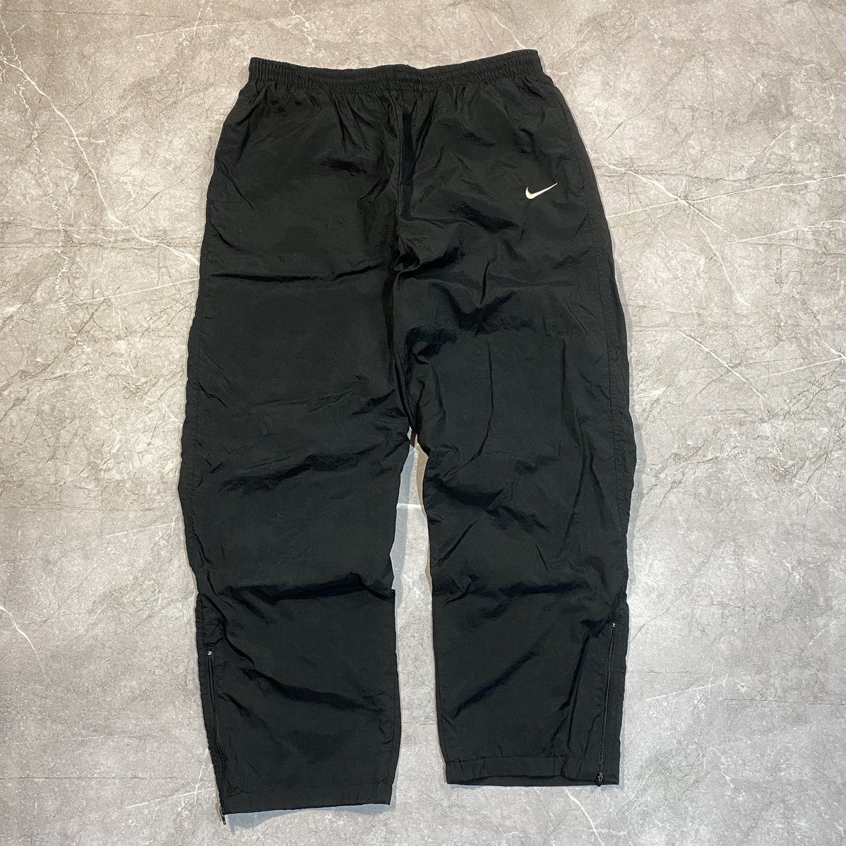 90'S Nike Nylon Shaka Shaka Pants, Men's Size L, Vintage Nylon navy blue type Vintage Second Hand