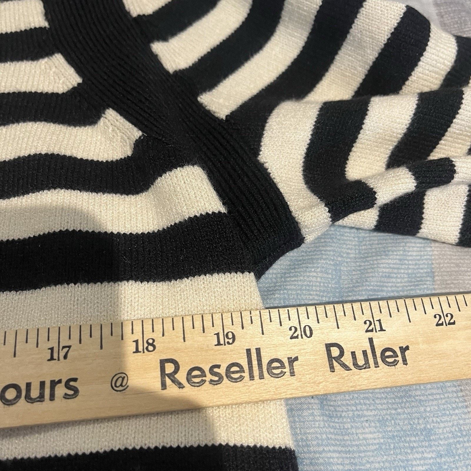 Other Lane Bryant women's 18/20 knit long sleeve striped sweater Size XXL / US 16-18 / IT 52-54 - 5 Thumbnail