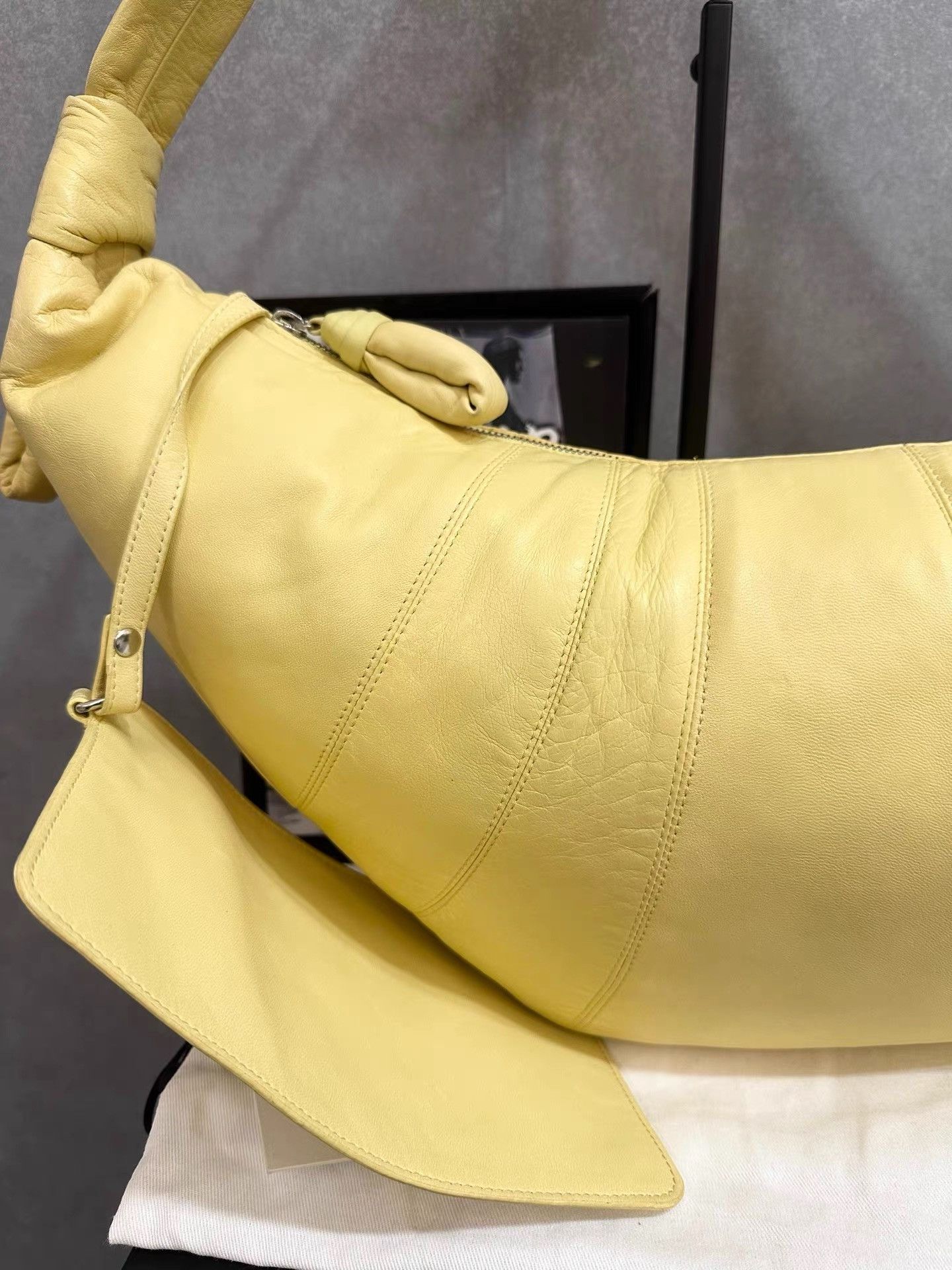 Lemaire Lemaire Large Ginger Croissant Bag K34 Size ONE SIZE - 7 Thumbnail
